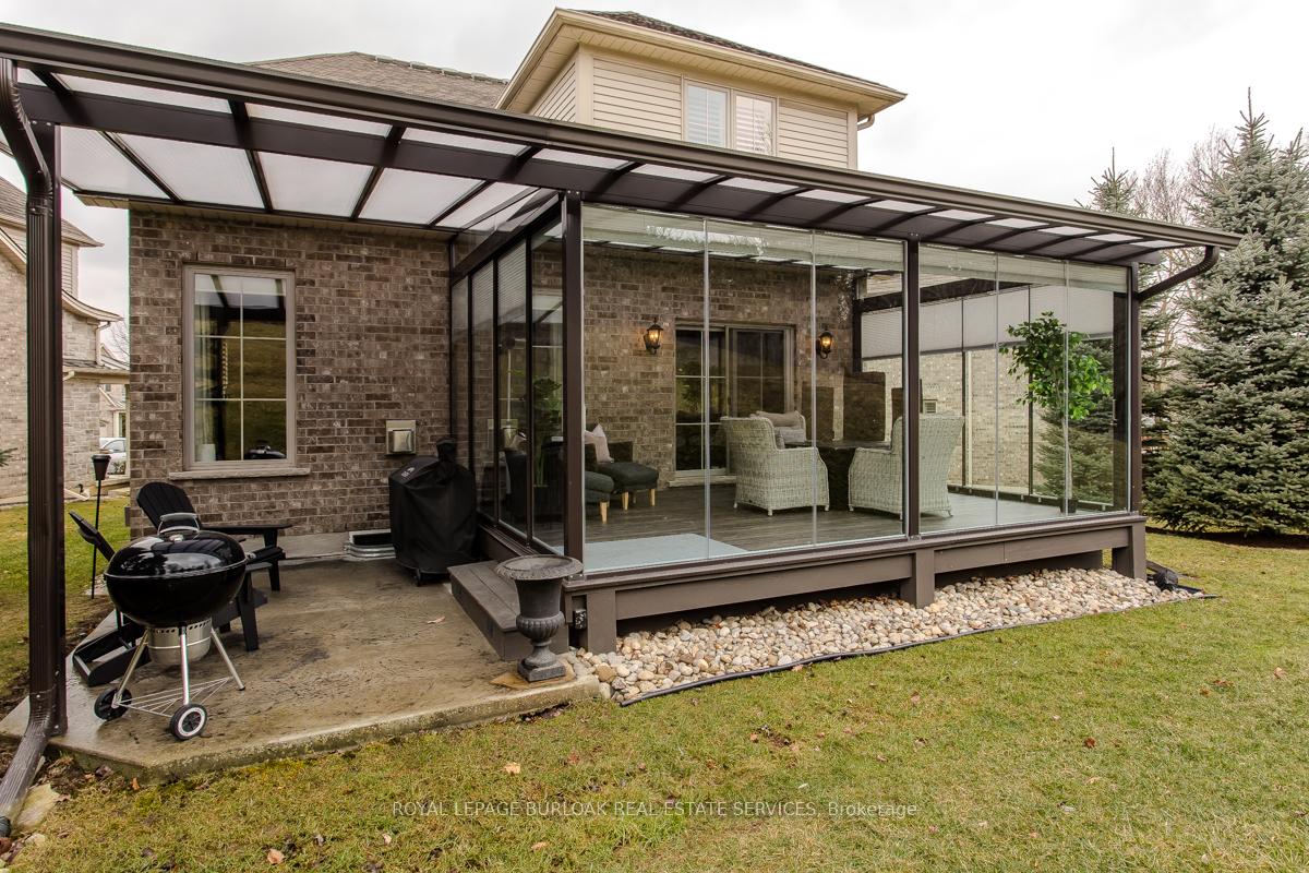 Photo 11 of 64 McGrath Court, Hamilton, Dundas — HOMEH