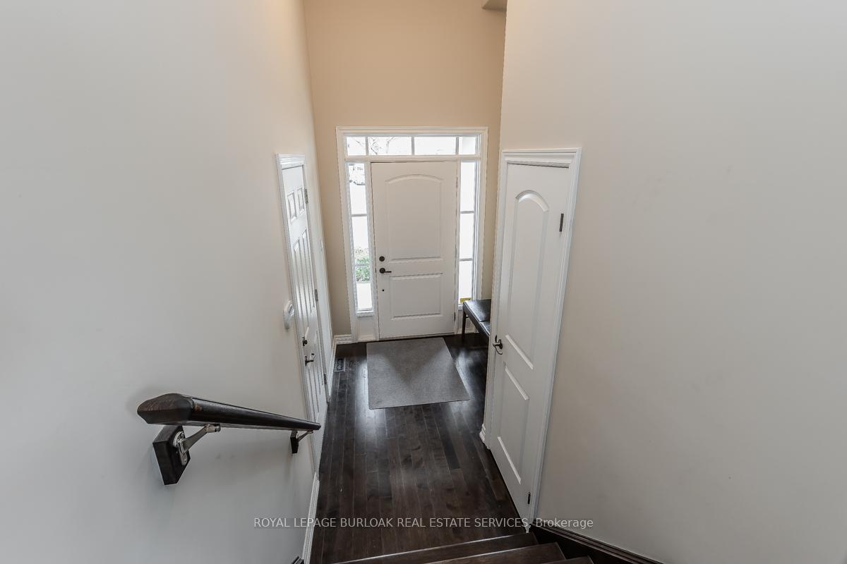 Photo 12 of 64 McGrath Court, Hamilton, Dundas — HOMEH