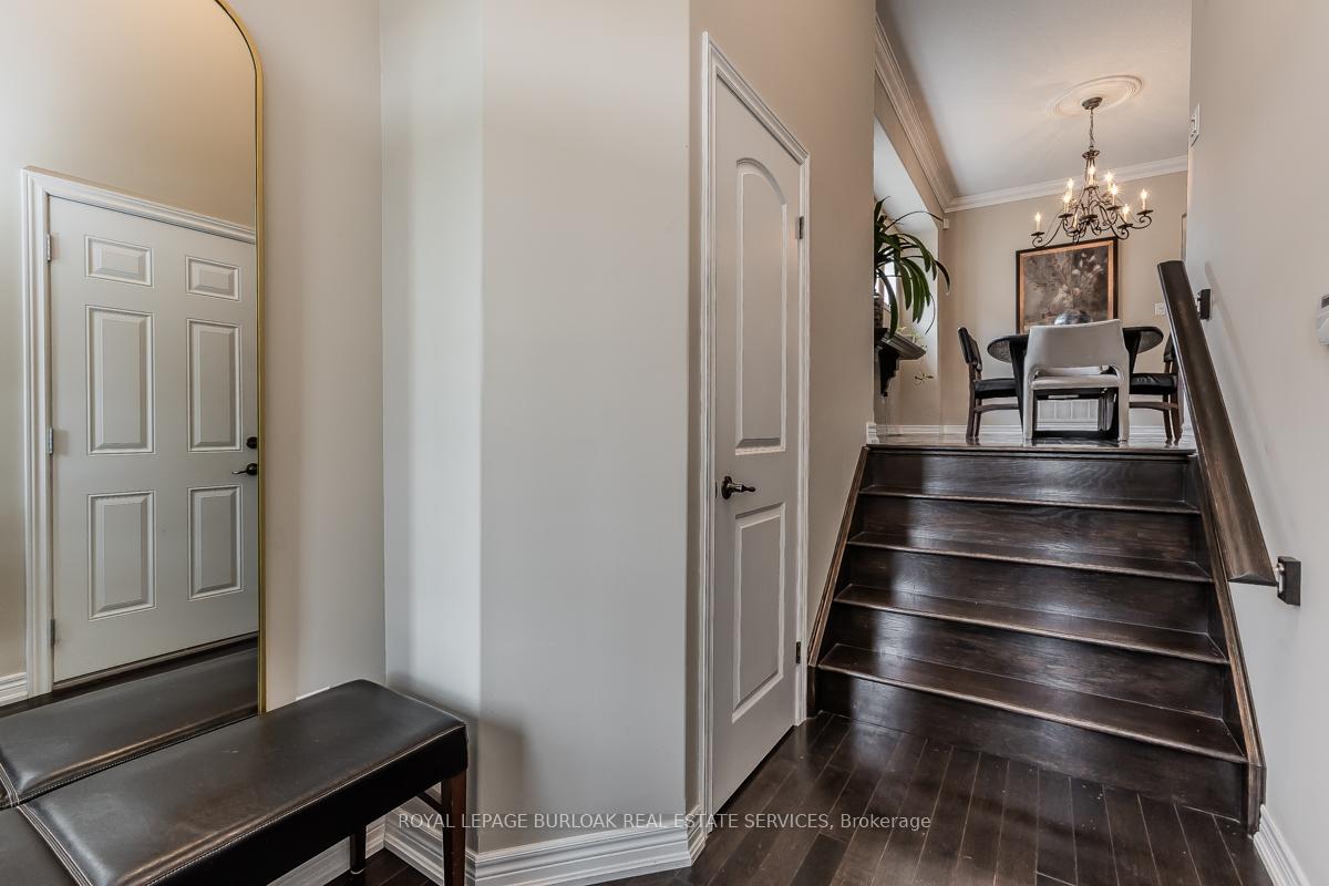 Photo 13 of 64 McGrath Court, Hamilton, Dundas — HOMEH
