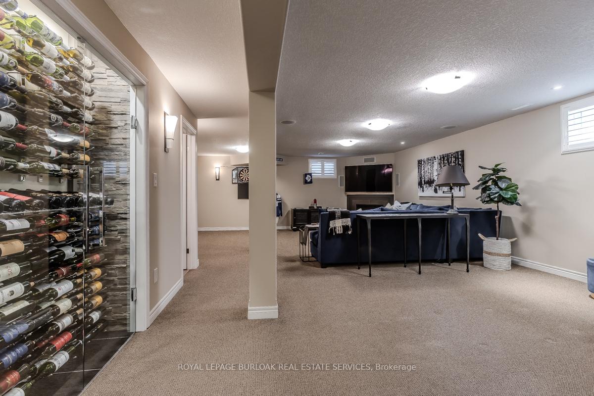 Photo 43 of 64 McGrath Court, Hamilton, Dundas — HOMEH