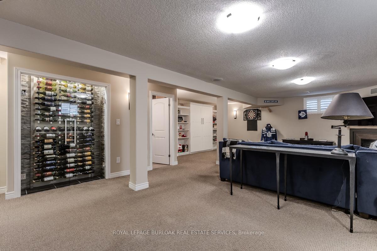Photo 44 of 64 McGrath Court, Hamilton, Dundas — HOMEH