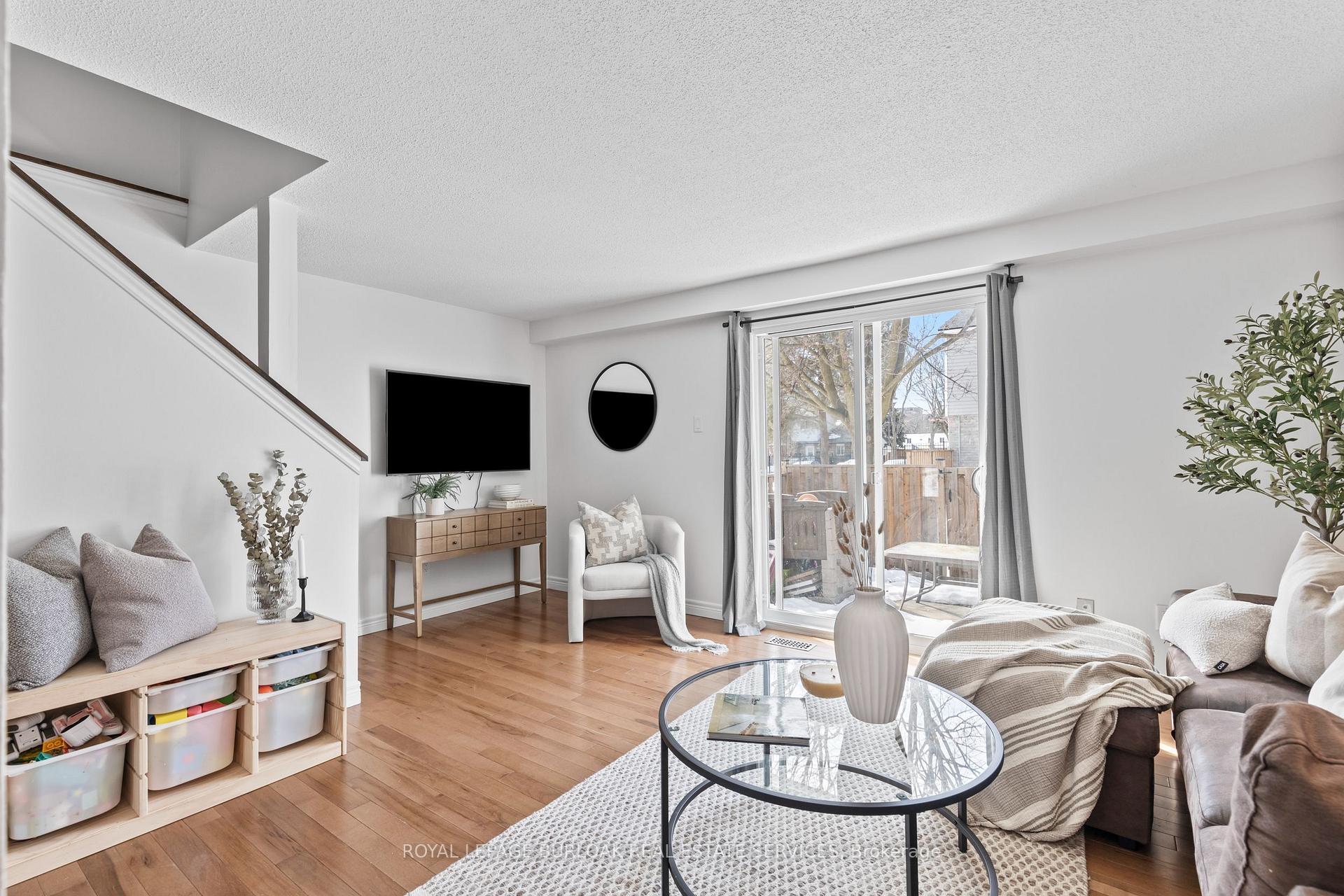 Photo 1 of Unit 35, 486 Grey Street, Brant, Brantford Twp — HOMEH