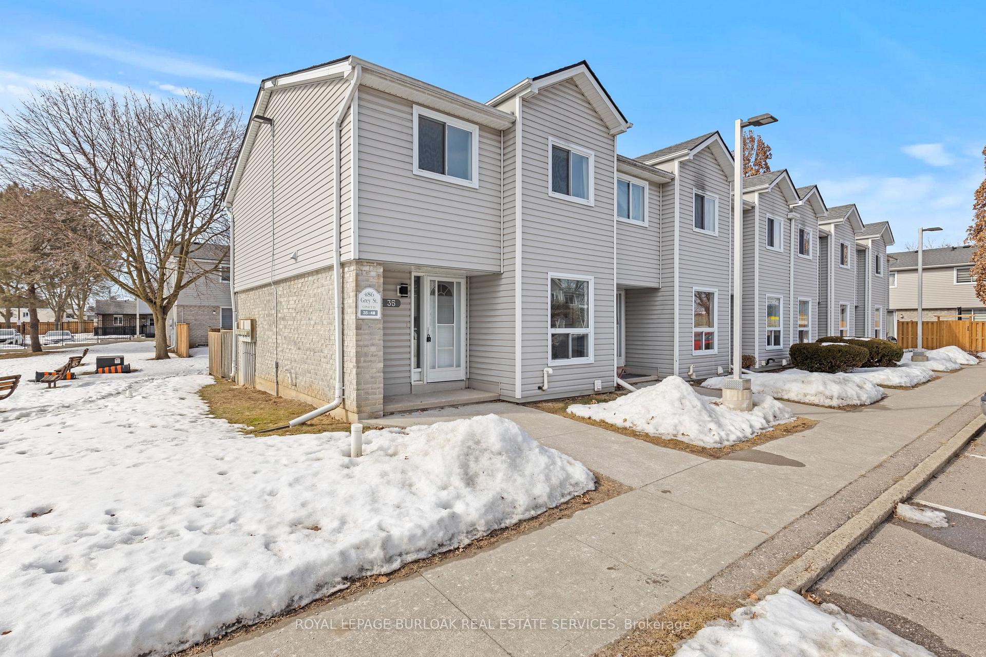 Photo 4 of Unit 35, 486 Grey Street, Brant, Brantford Twp — HOMEH