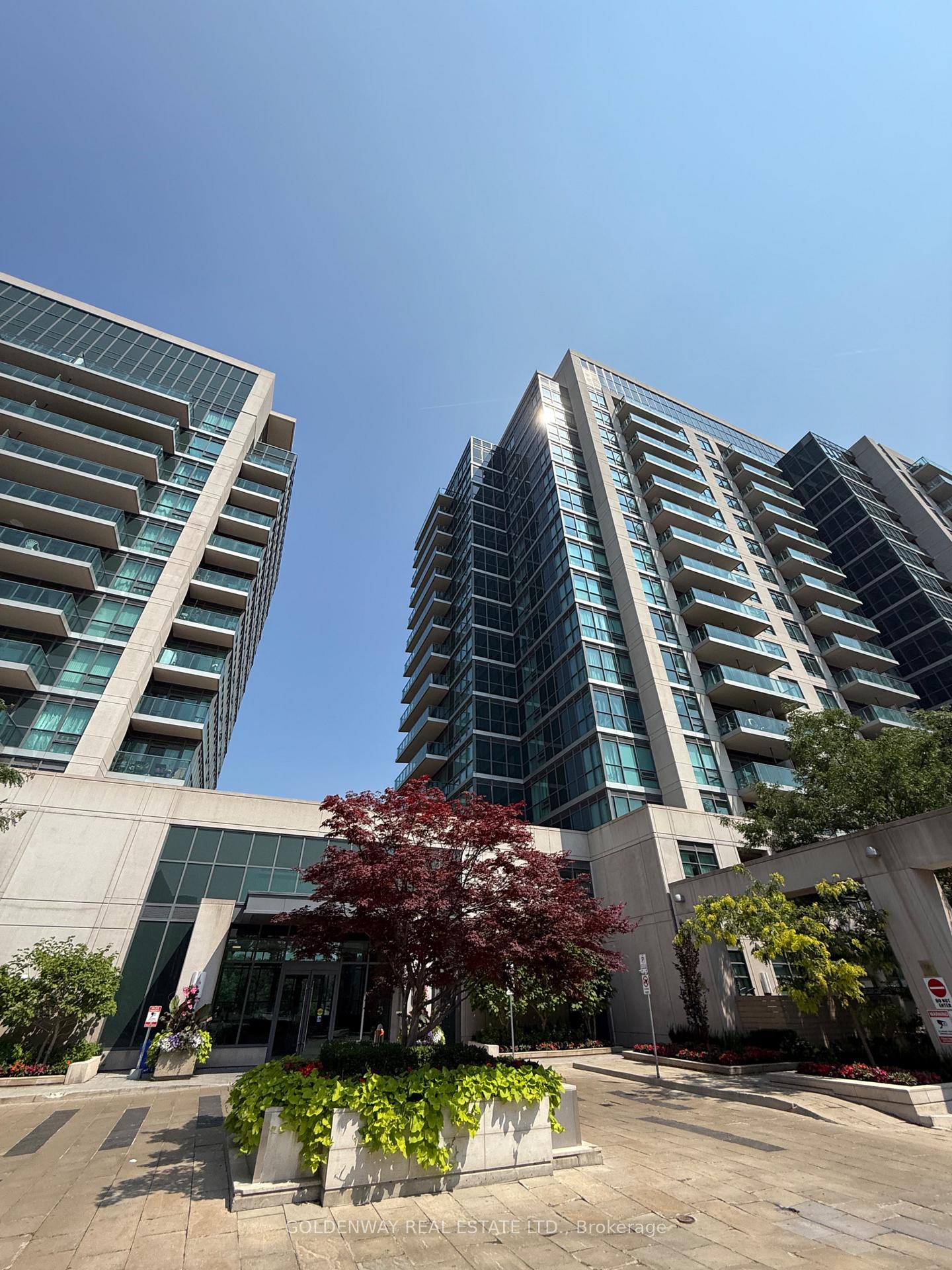 Photo 1 of Unit 722, 35 Brian Peck Crescent, Toronto, Thorncliffe Park — HOMEH