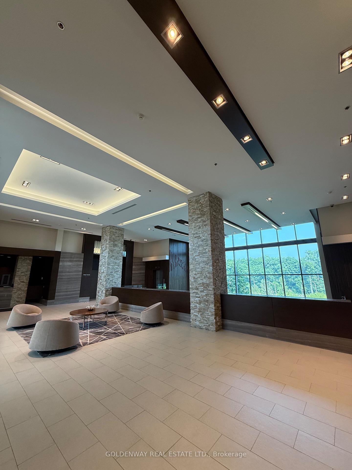 Photo 3 of Unit 722, 35 Brian Peck Crescent, Toronto, Thorncliffe Park — HOMEH