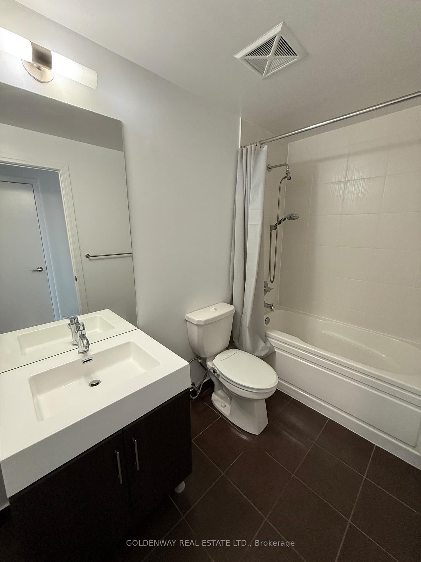 Photo 13 of Unit 722, 35 Brian Peck Crescent, Toronto, Thorncliffe Park — HOMEH