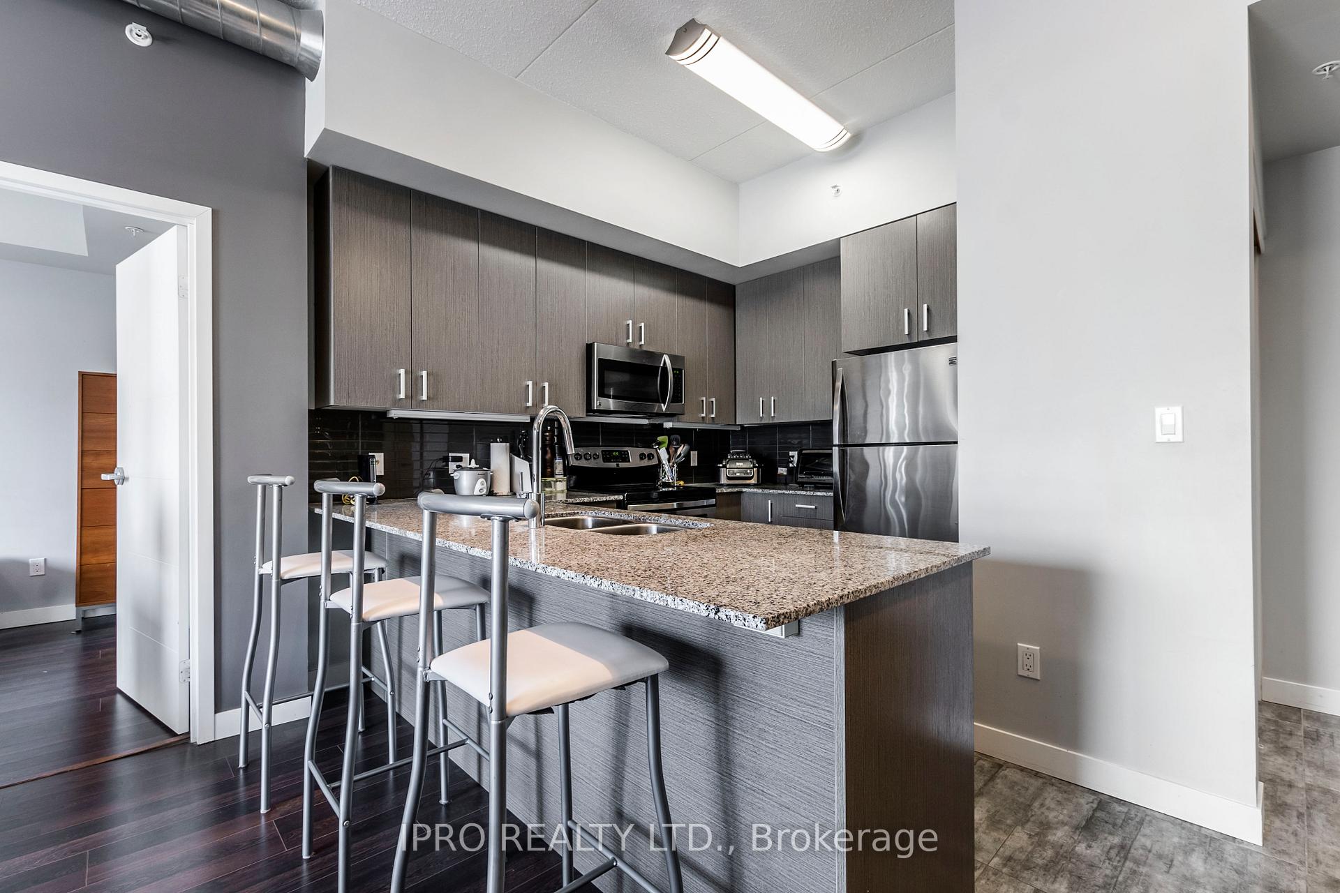 Photo 7 of Unit H205, 62 Balsam Street, Waterloo, Beechwood/University — HOMEH