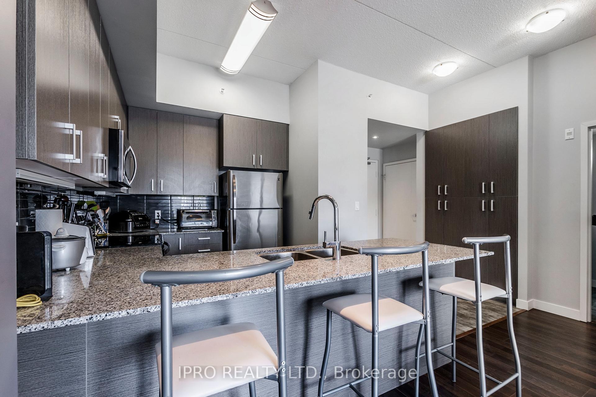 Photo 9 of Unit H205, 62 Balsam Street, Waterloo, Beechwood/University — HOMEH
