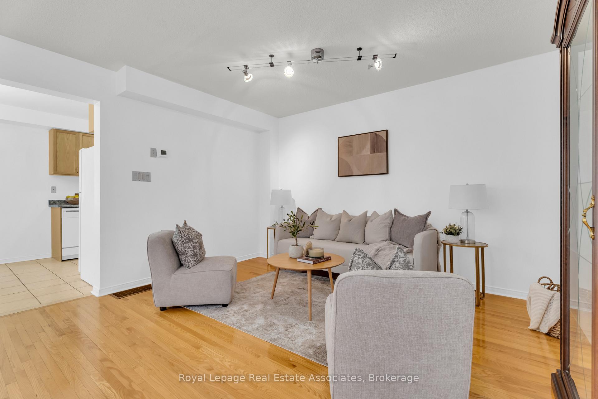 Photo 6 of 69 Lonestar Crescent, Brampton, Fletcher's Meadow — HOMEH