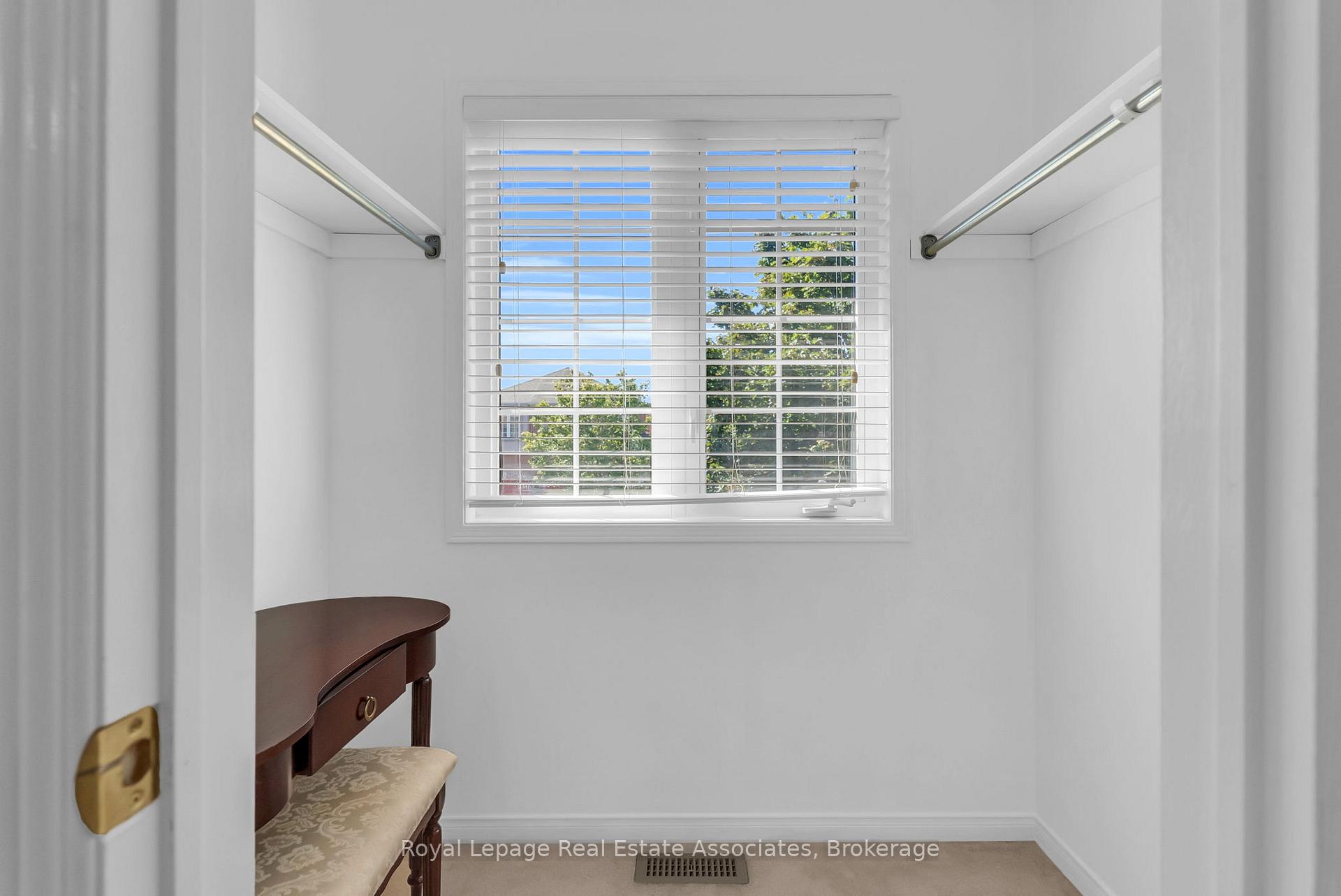 Photo 23 of 69 Lonestar Crescent, Brampton, Fletcher's Meadow — HOMEH
