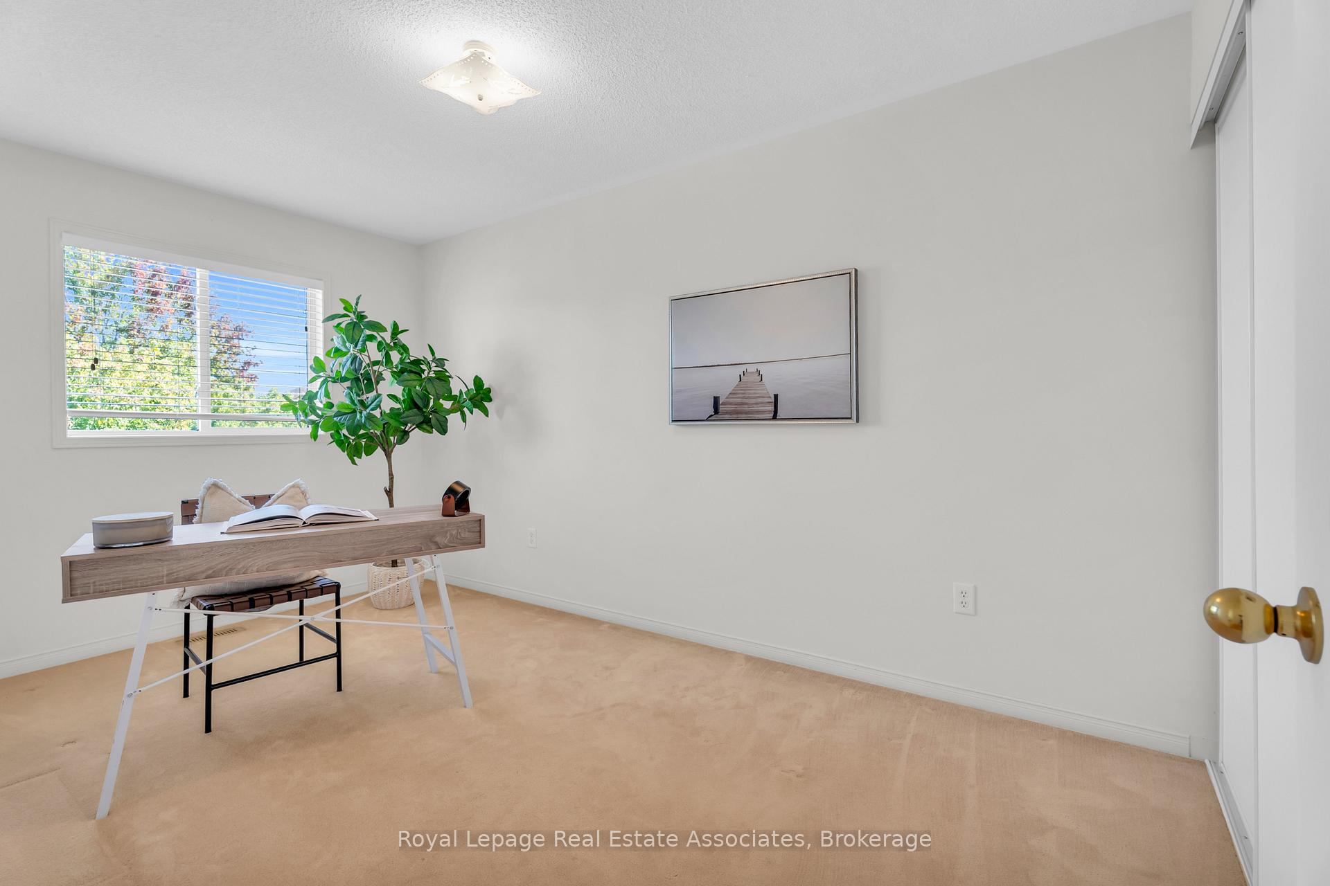 Photo 25 of 69 Lonestar Crescent, Brampton, Fletcher's Meadow — HOMEH