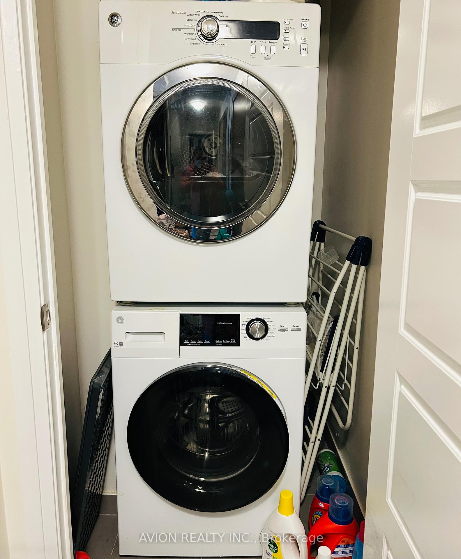 Photo 4 of Unit 203, 8228 Birchmount Road, Markham, Unionville — HOMEH