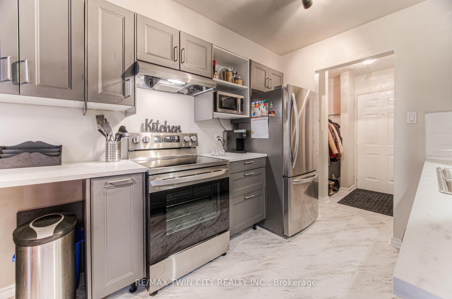 Photo 11 of Unit 26, 300 Traynor Avenue, Kitchener — HOMEH