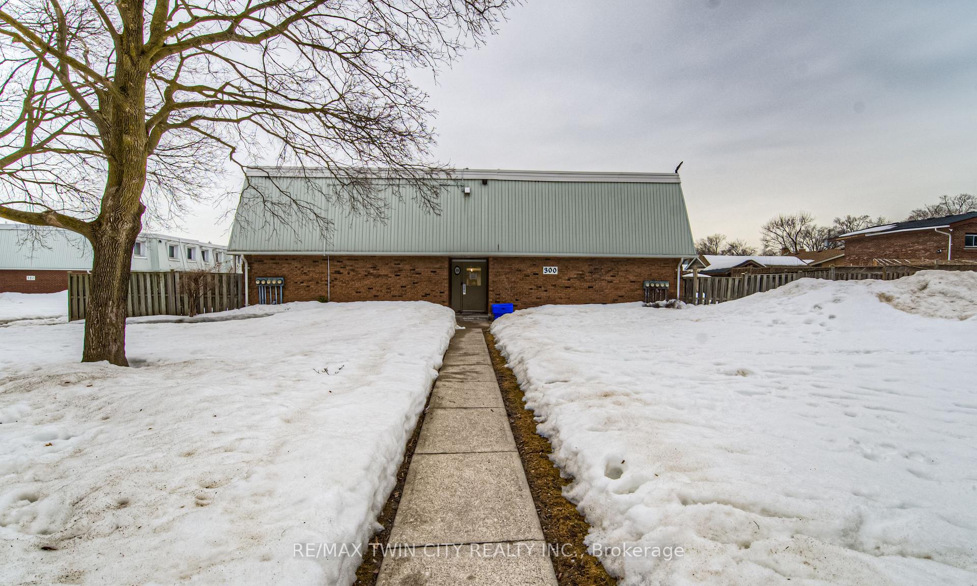 Photo 31 of Unit 26, 300 Traynor Avenue, Kitchener — HOMEH