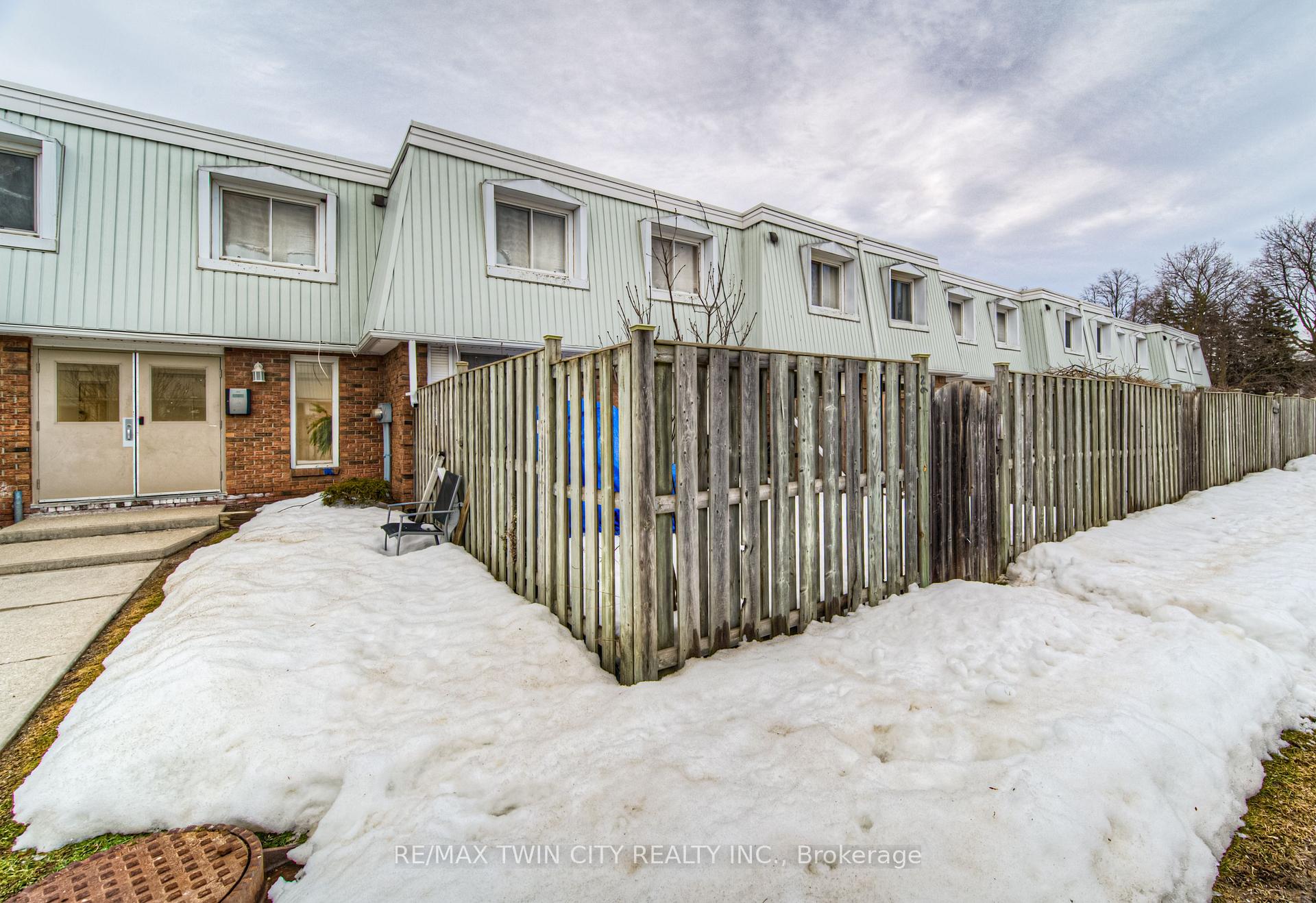 Photo 34 of Unit 26, 300 Traynor Avenue, Kitchener — HOMEH