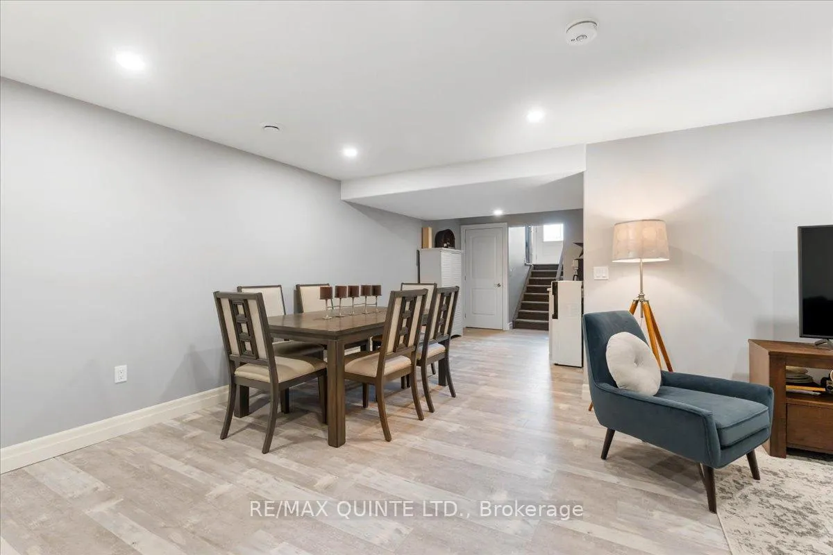 Photo 29 of 229 Baker Street, Stirling-Rawdon, Stirling Ward — HOMEH