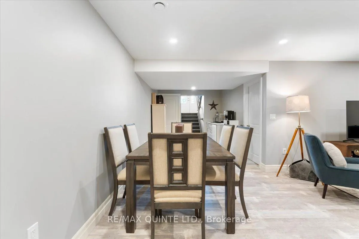 Photo 30 of 229 Baker Street, Stirling-Rawdon, Stirling Ward — HOMEH