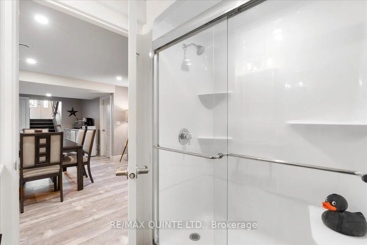 Photo 37 of 229 Baker Street, Stirling-Rawdon, Stirling Ward — HOMEH