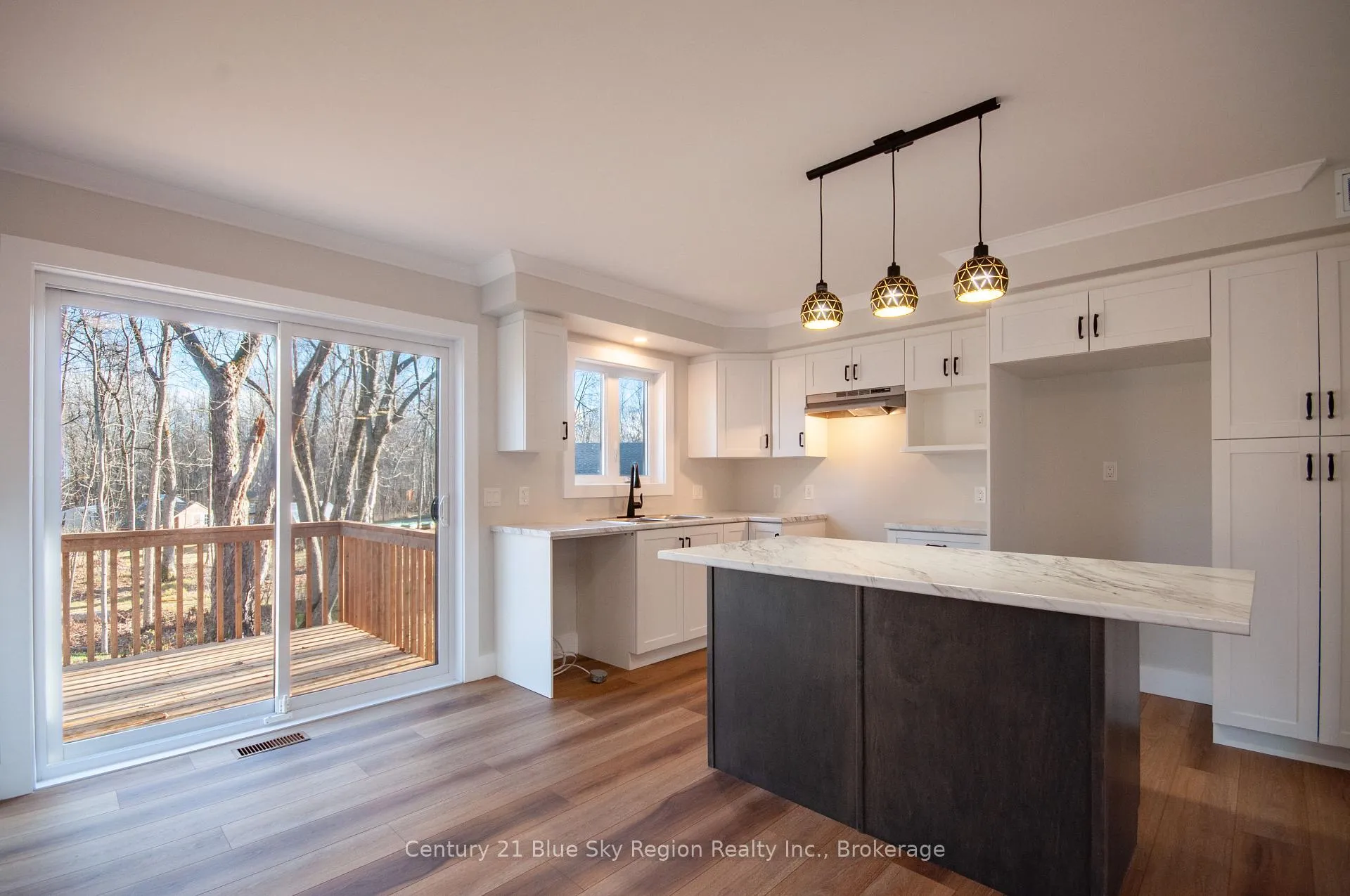 Photo 12 of 335 Waltonian Drive, Callander — HOMEH