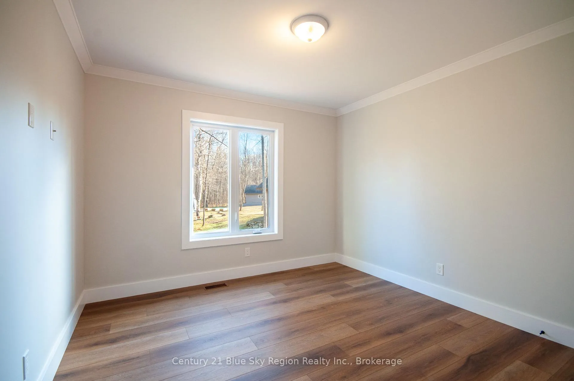 Photo 20 of 335 Waltonian Drive, Callander — HOMEH