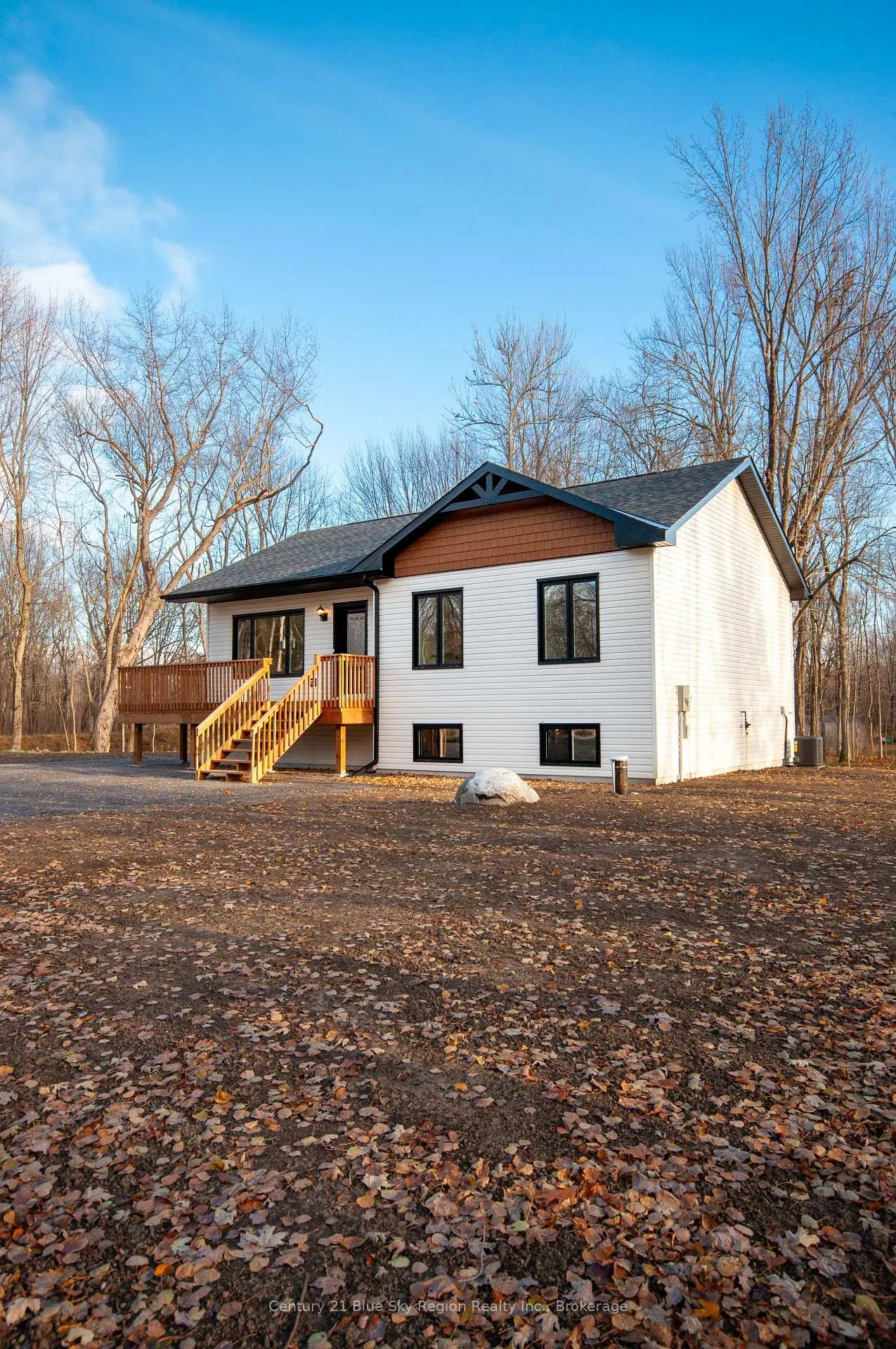 Photo 33 of 335 Waltonian Drive, Callander — HOMEH