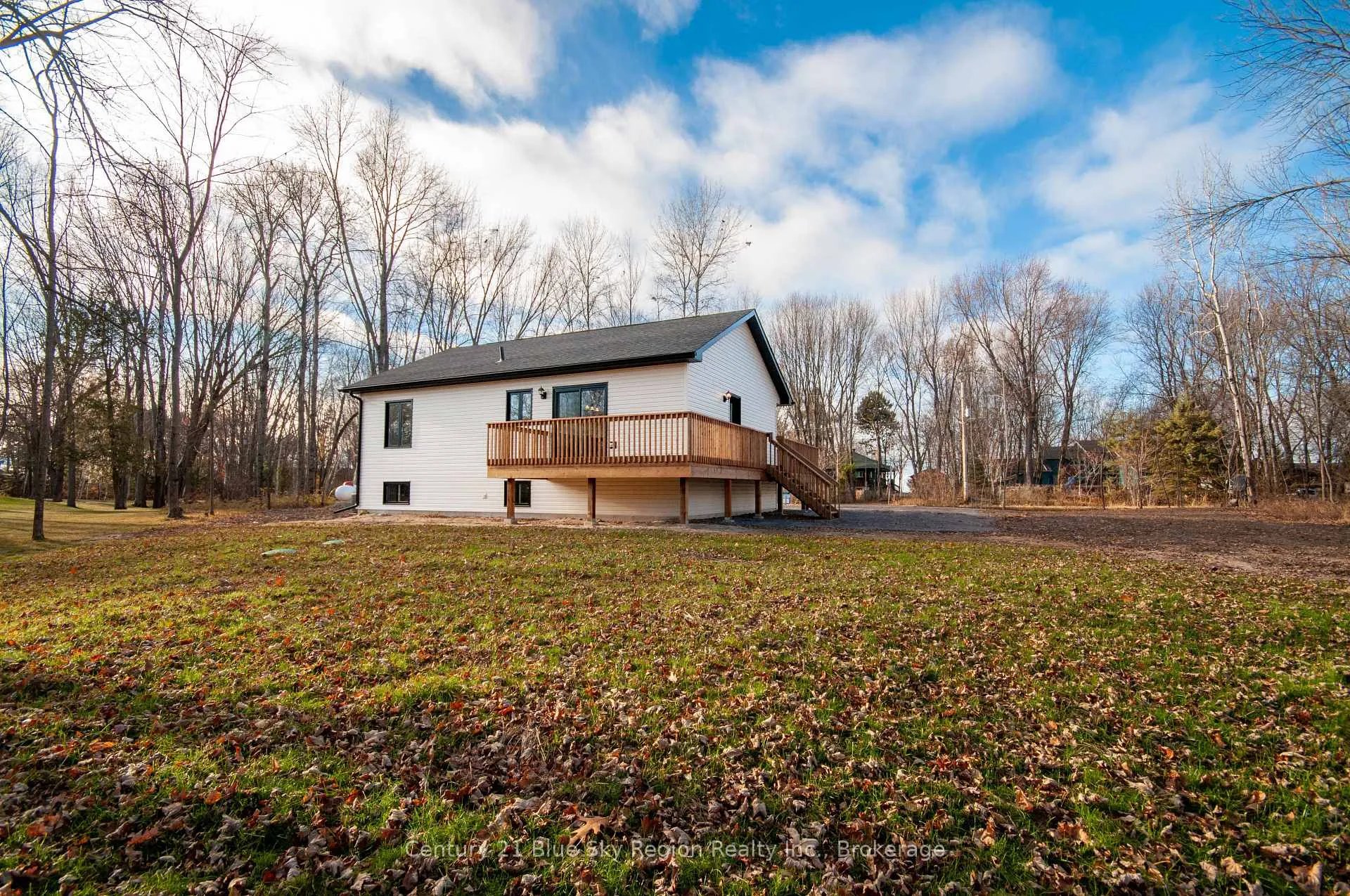 Photo 34 of 335 Waltonian Drive, Callander — HOMEH