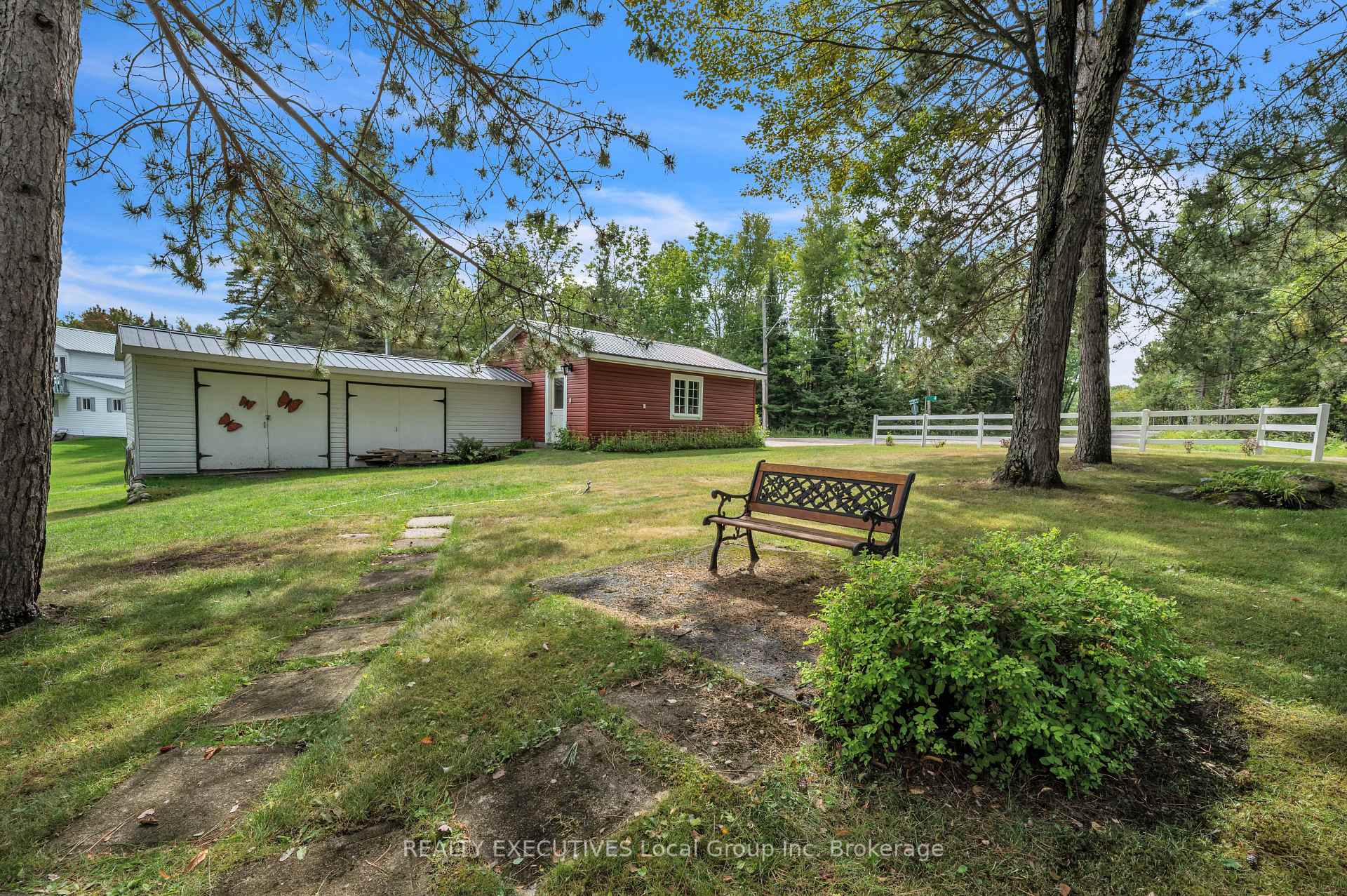 Photo 92 of 4 Ninovan Road W, Callander — HOMEH
