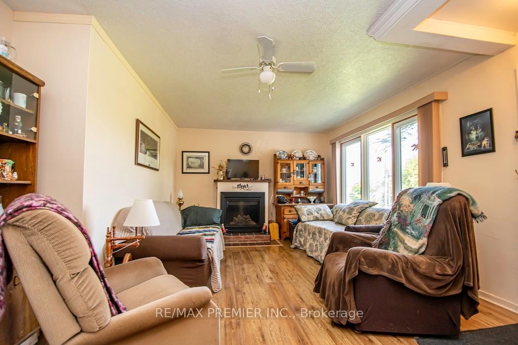 Photo 7 of 2704 Television Road, Douro-Dummer — HOMEH