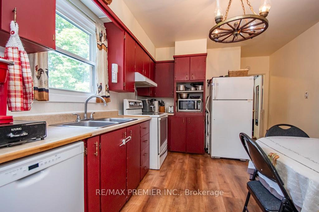 Photo 12 of 2704 Television Road, Douro-Dummer — HOMEH