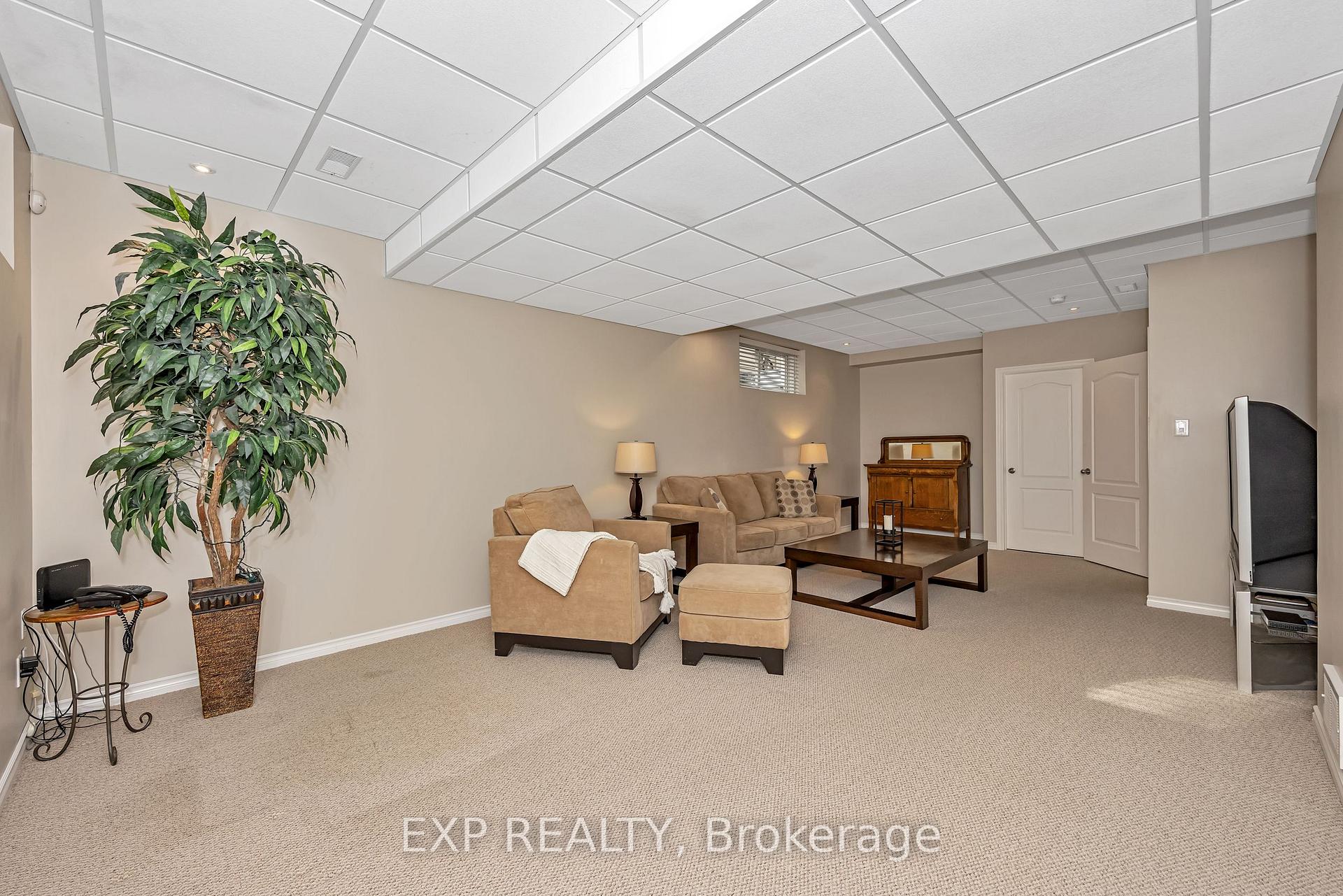 Photo 36 of 533 Dusty Miller Crescent, Ottawa, Riverside South/Gloucester Glen — HOMEH