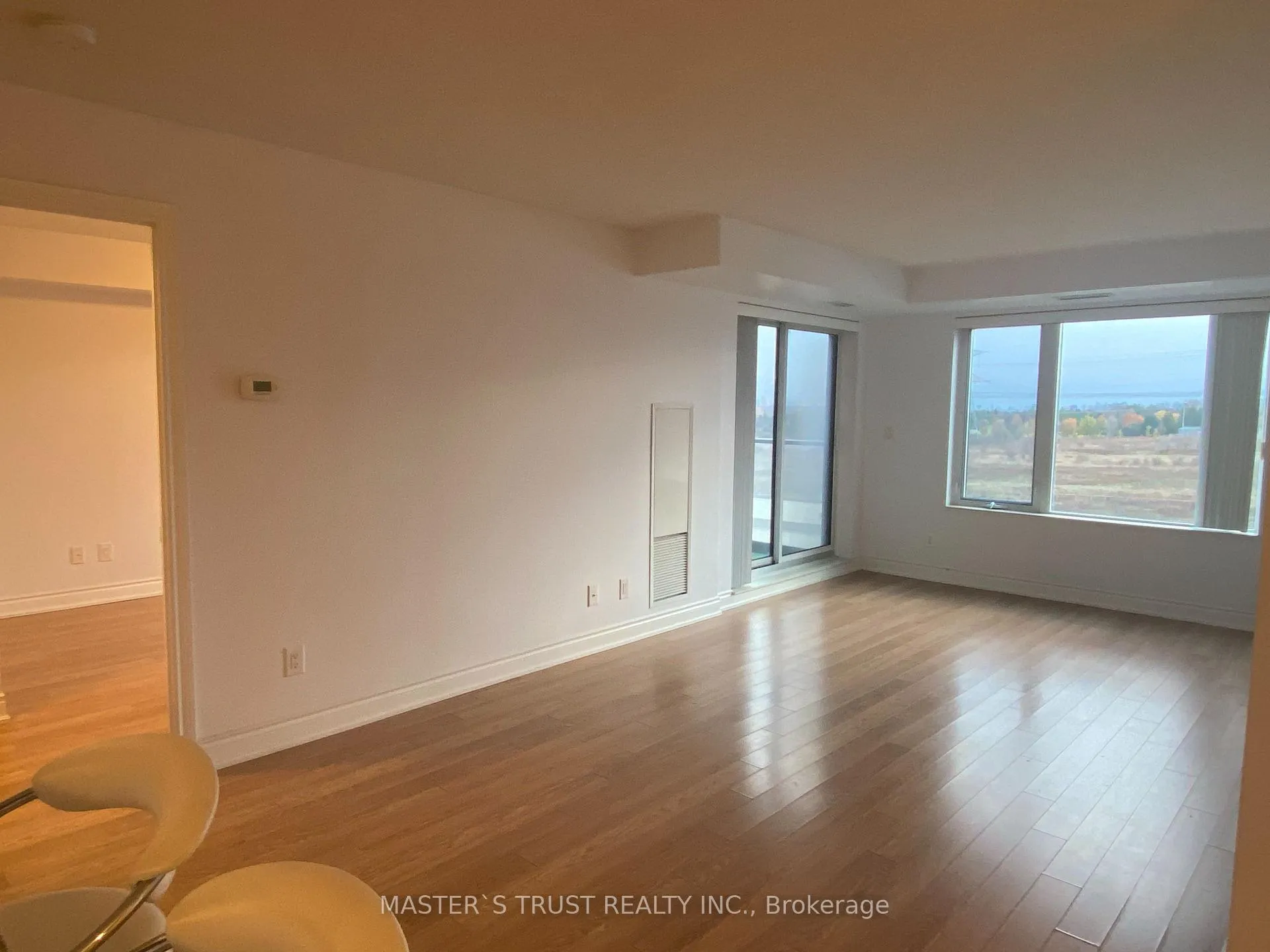 Photo 7 of Unit 709, 273 South Park Road, Markham, Commerce Valley — HOMEH