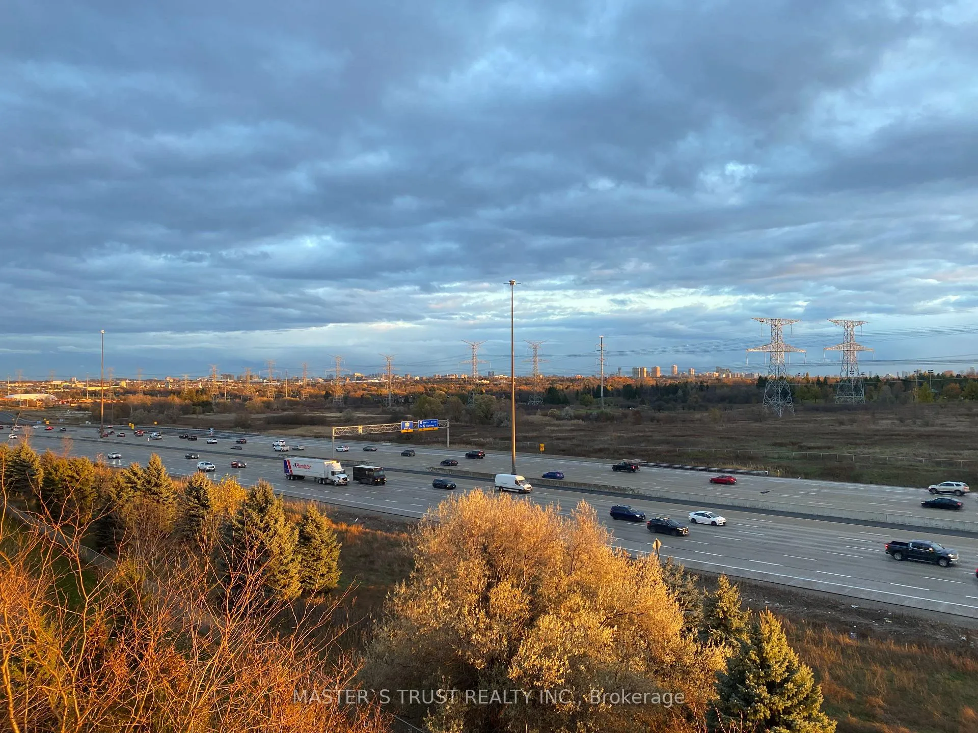 Photo 9 of Unit 709, 273 South Park Road, Markham, Commerce Valley — HOMEH