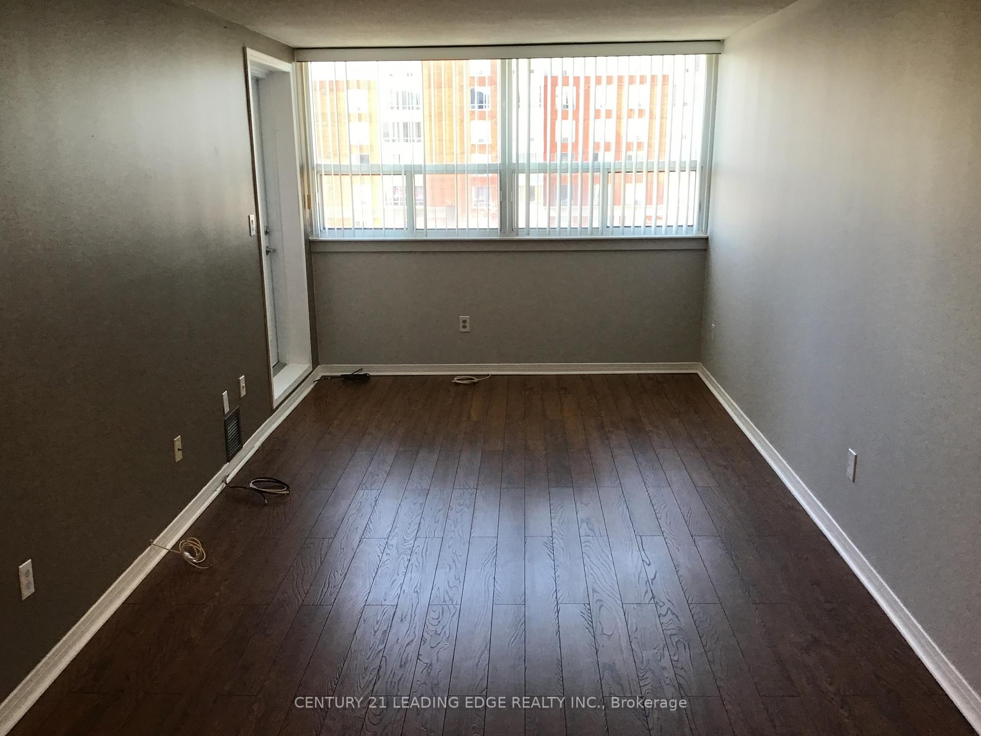 Photo 8 of Unit 406, 80 Athol Street E, Oshawa, Central — HOMEH