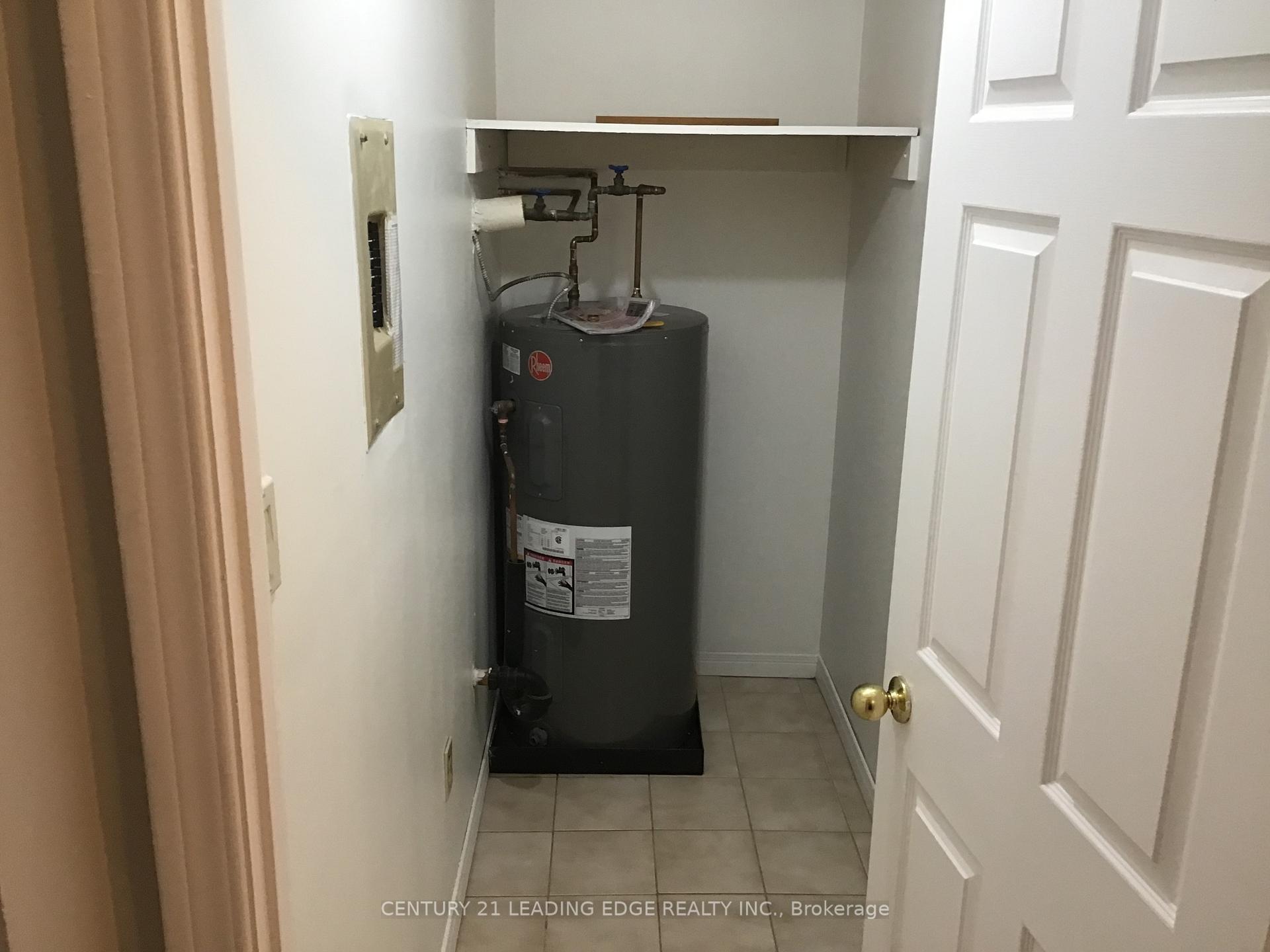 Photo 12 of Unit 406, 80 Athol Street E, Oshawa, Central — HOMEH