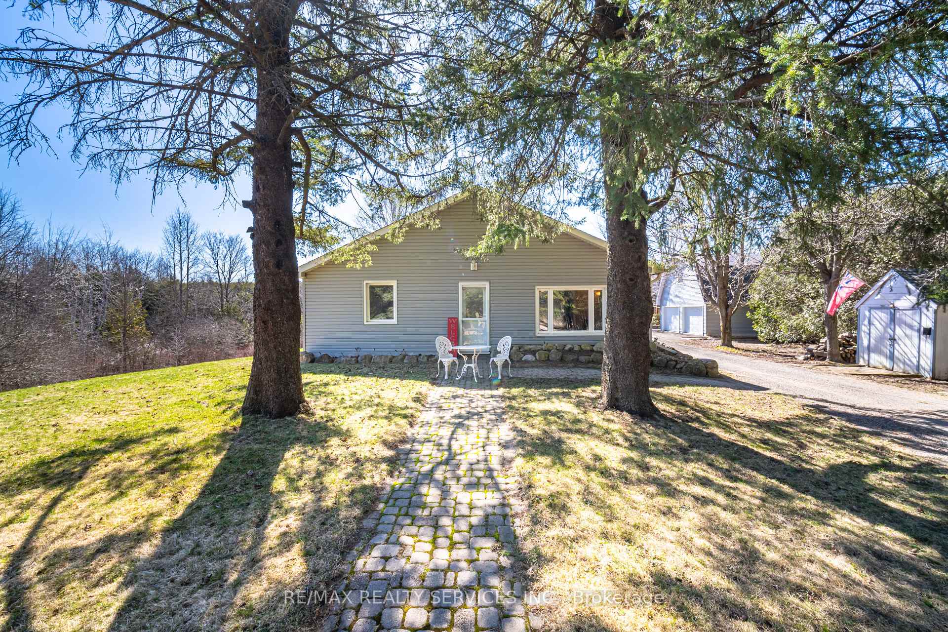 Photo 4 of 9765 Tenth Sideroad, Erin, Rural Erin — HOMEH