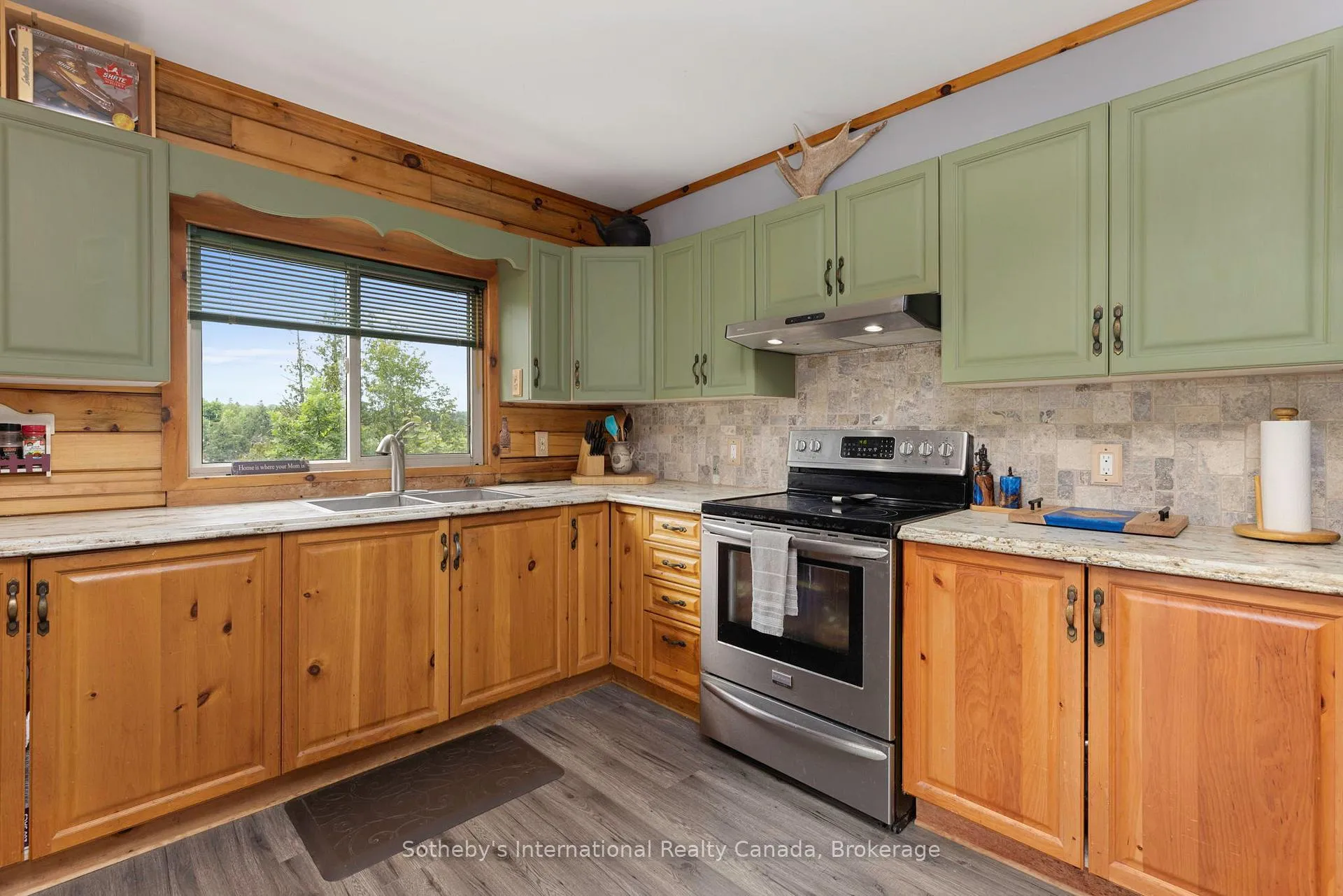 Photo 16 of 20 Kodiak Road, McKellar — HOMEH