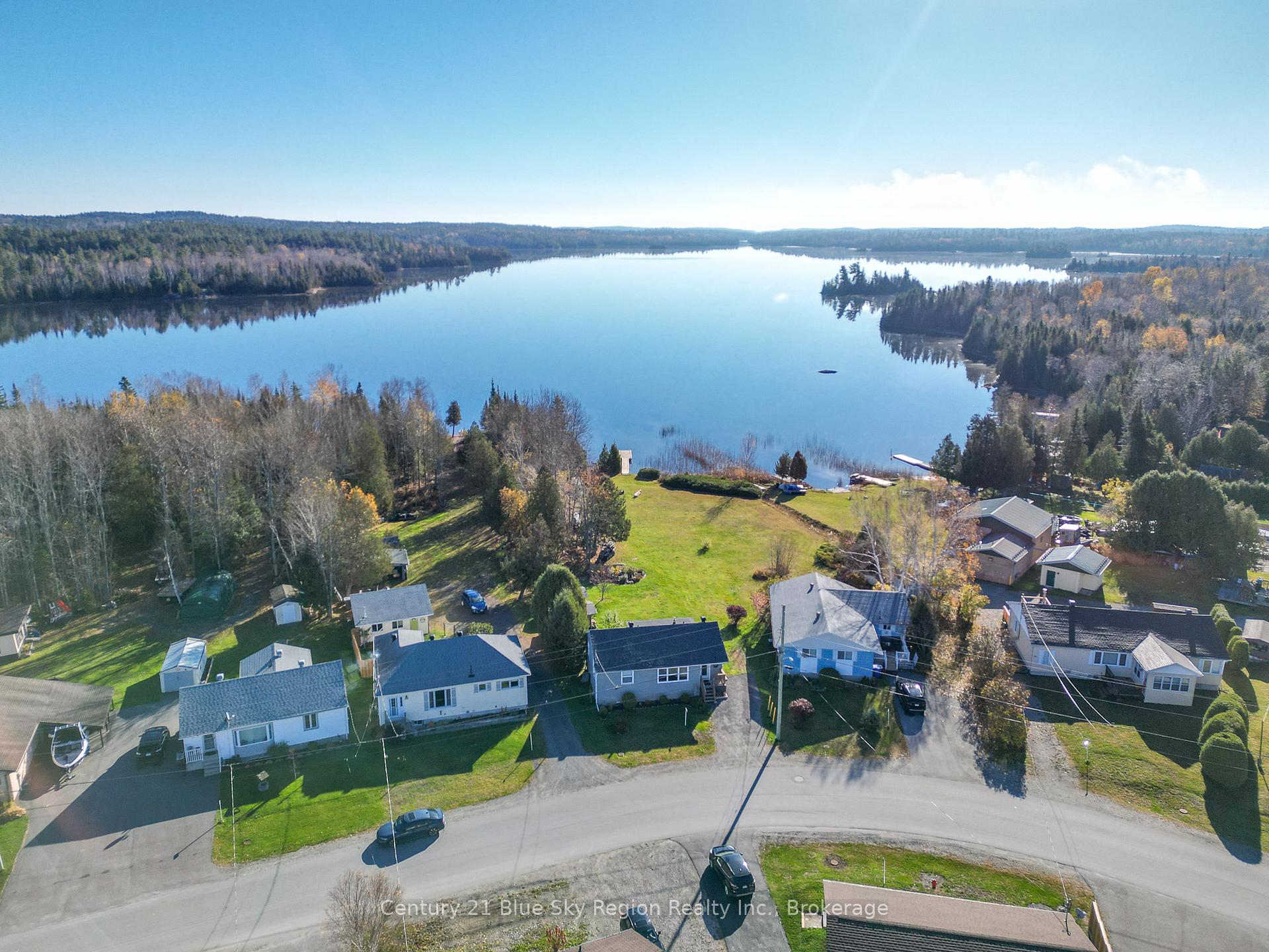 Photo 8 of 67 Spruce Drive, Temagami — HOMEH