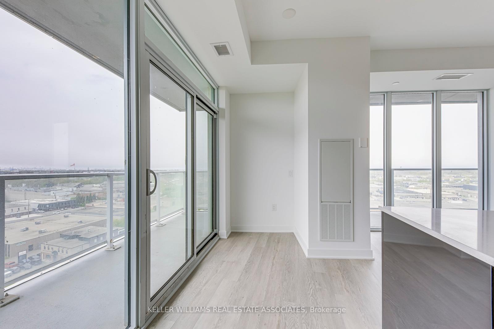 Photo 17 of Unit 1107, 2782 Barton Street E, Hamilton, Riverdale — HOMEH