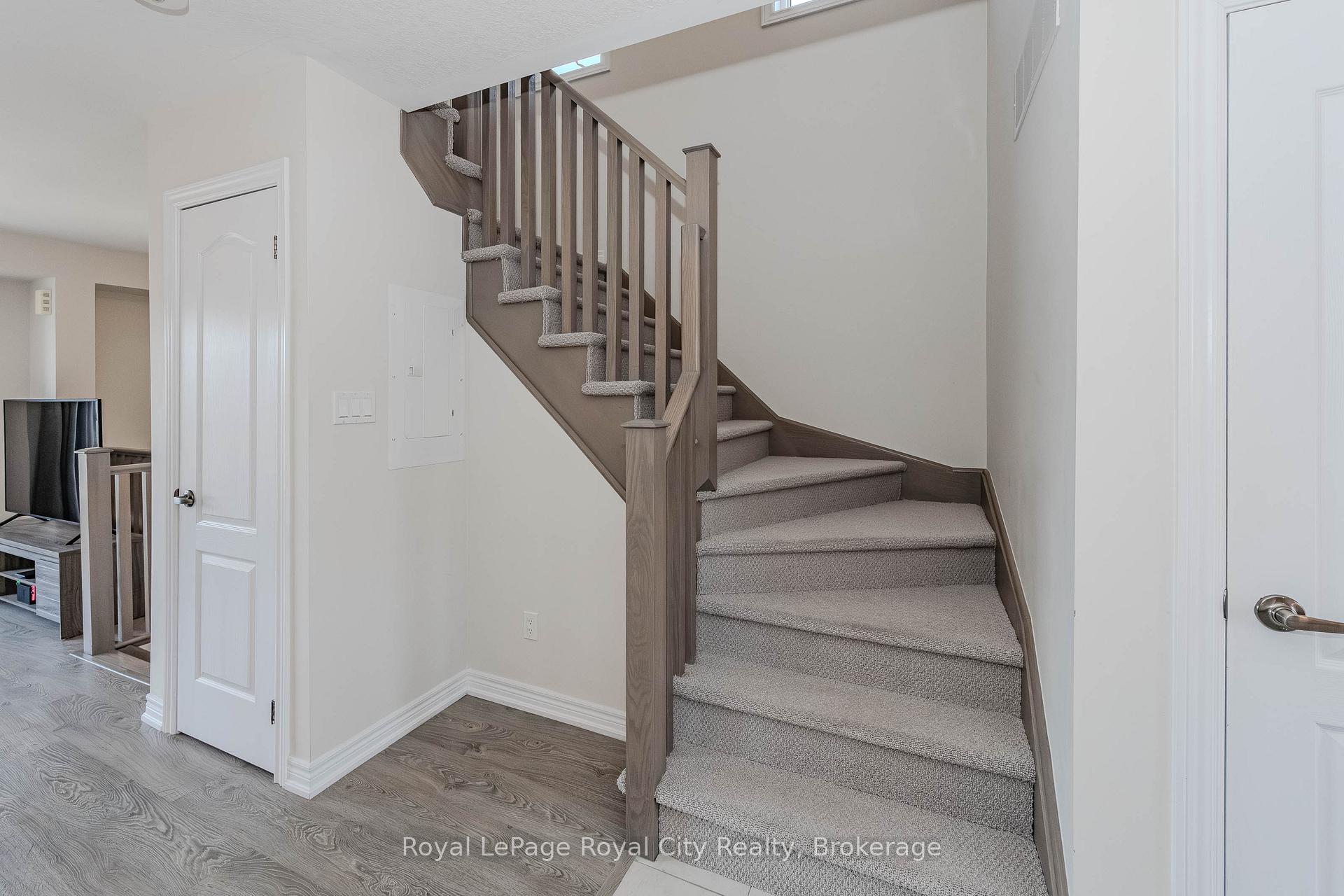 Photo 36 of 168 Law Drive, Guelph, Grange Road — HOMEH