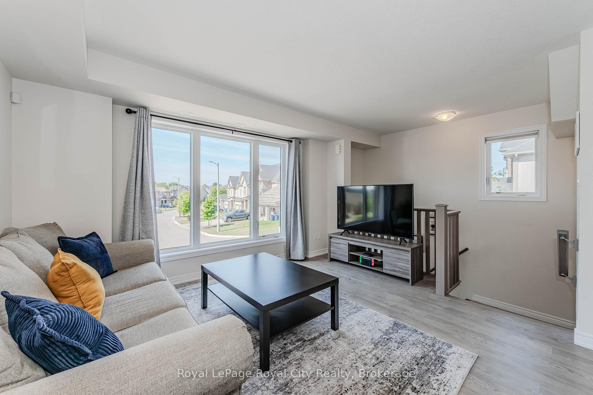 Photo 7 of 168 Law Drive, Guelph, Grange Road — HOMEH