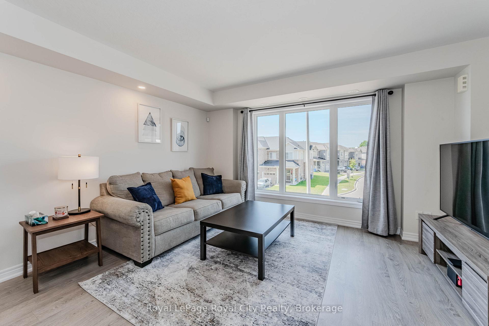 Photo 8 of 168 Law Drive, Guelph, Grange Road — HOMEH