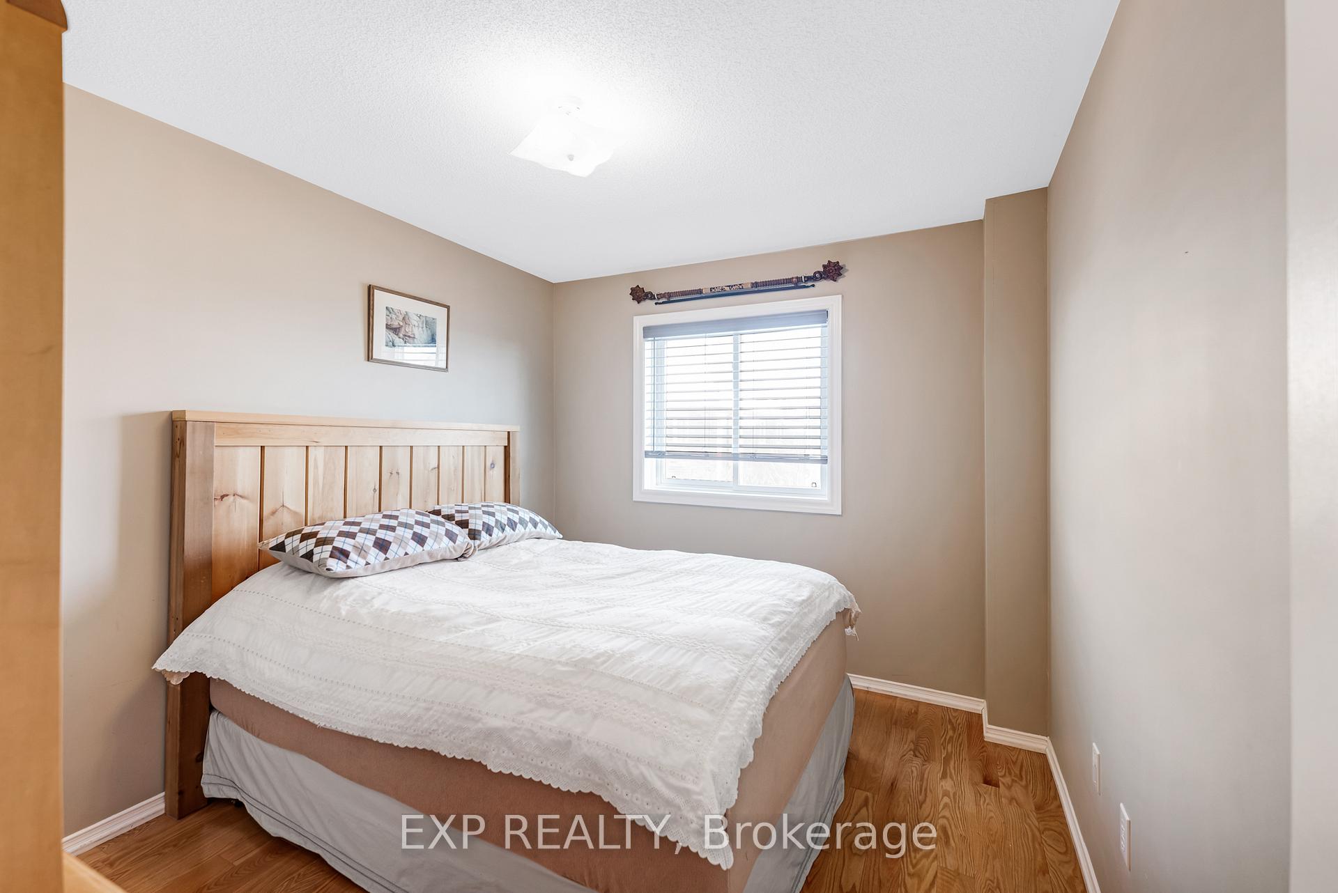 Photo 23 of 58 Collis Drive, Aurora, Bayview Northeast — HOMEH