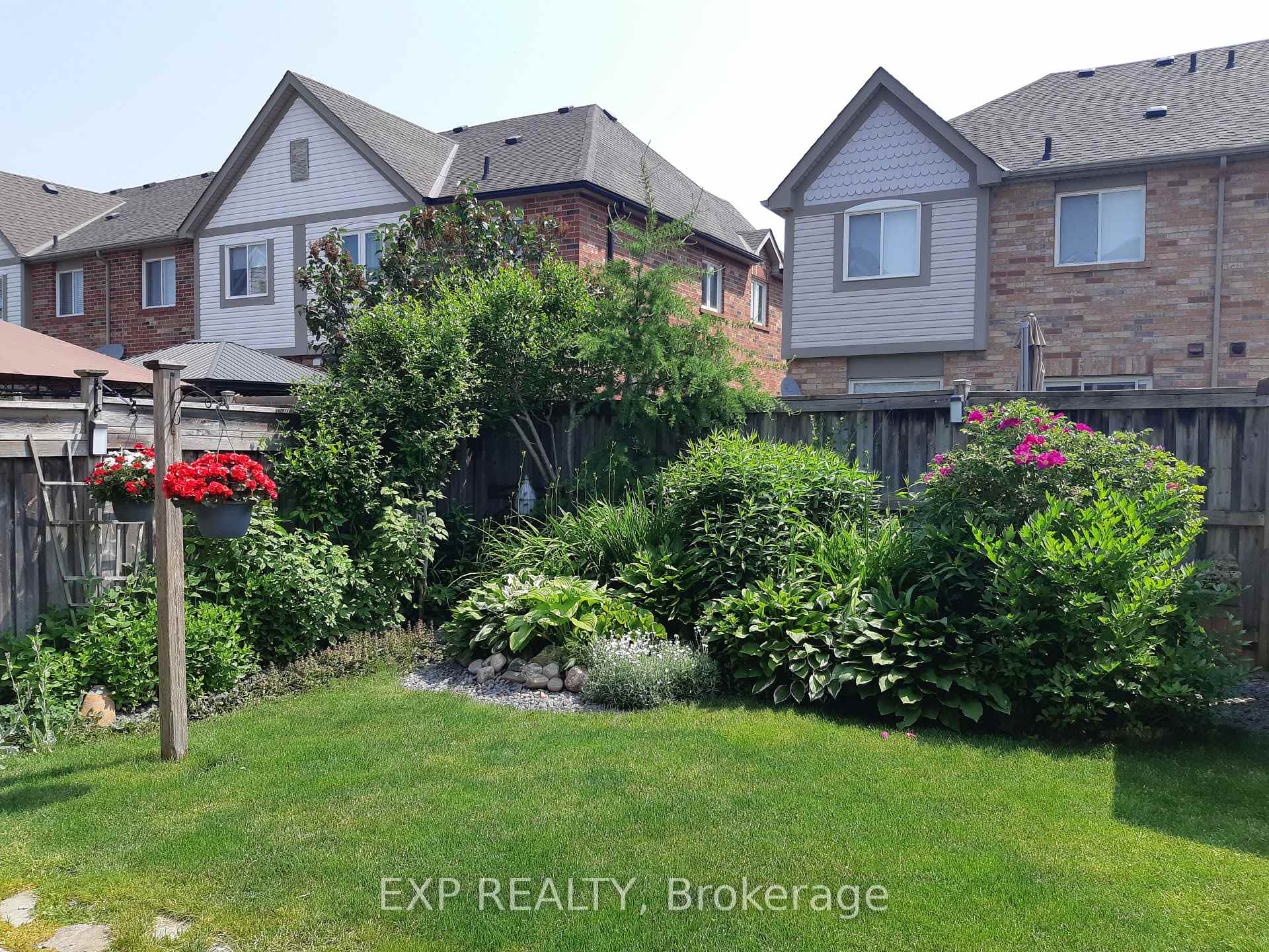 Photo 34 of 58 Collis Drive, Aurora, Bayview Northeast — HOMEH
