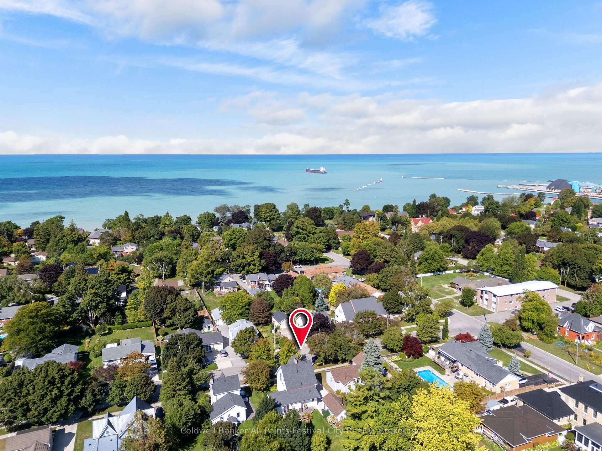 Photo 4 of 131 Warren Street, Goderich, Goderich (Town) — HOMEH