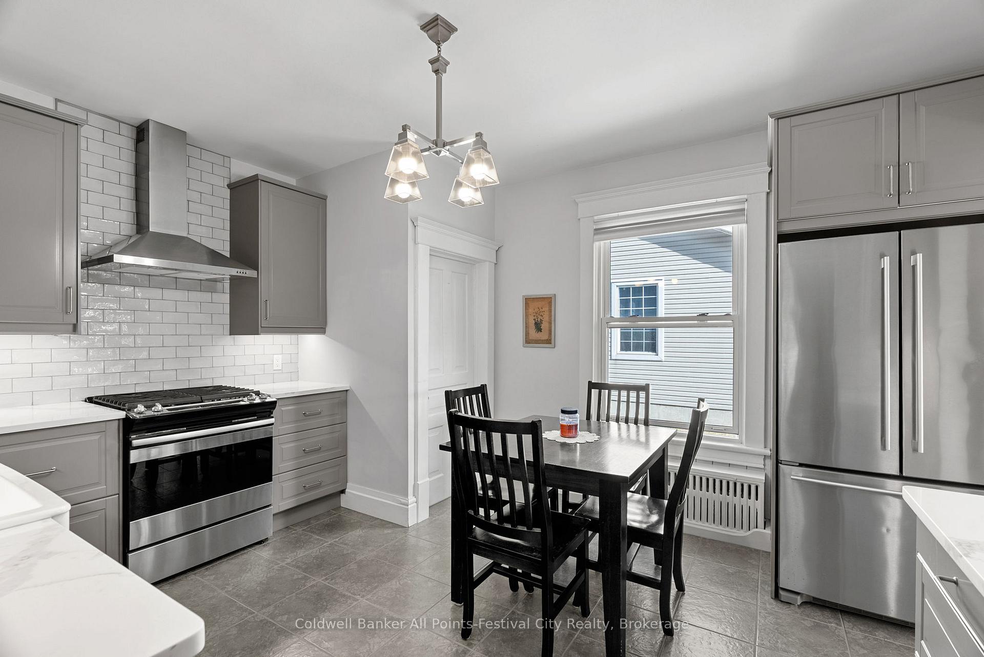 Photo 14 of 131 Warren Street, Goderich, Goderich (Town) — HOMEH