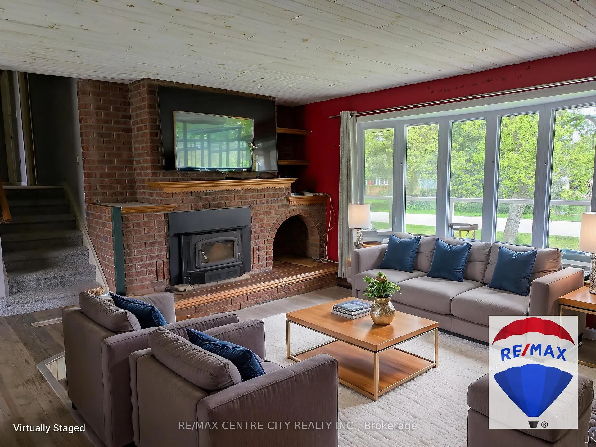 Photo 2 of 11709 Tracey Street, Malahide, Springfield — HOMEH