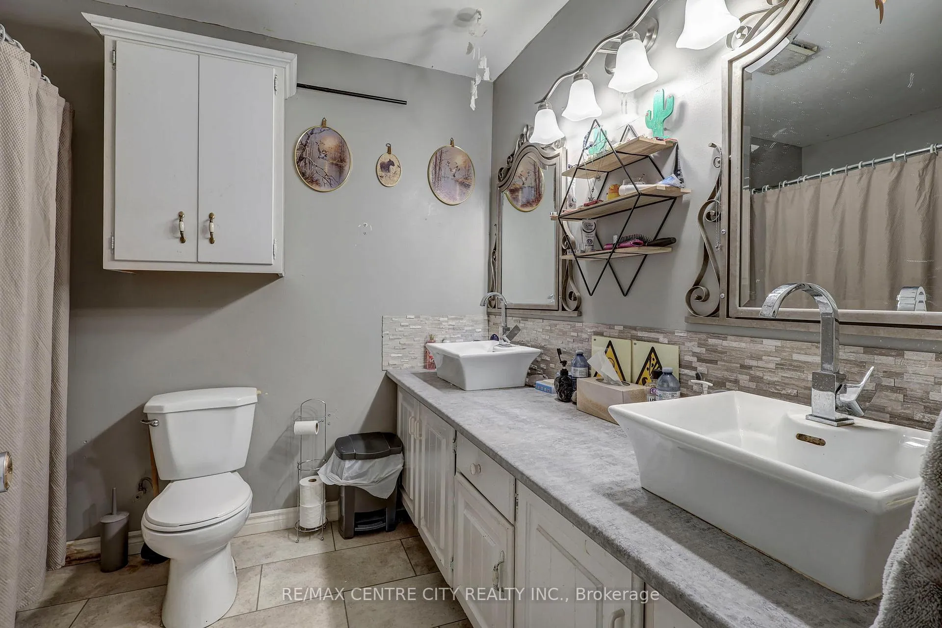 Photo 4 of 11709 Tracey Street, Malahide, Springfield — HOMEH