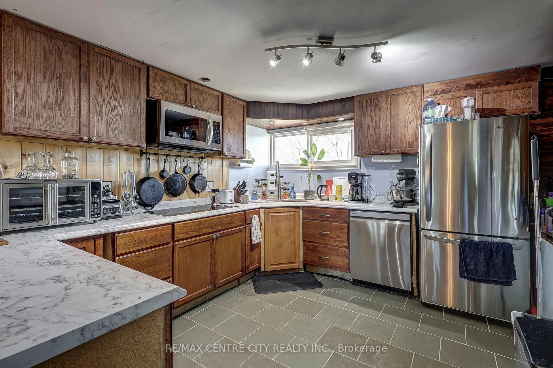 Photo 7 of 11709 Tracey Street, Malahide, Springfield — HOMEH