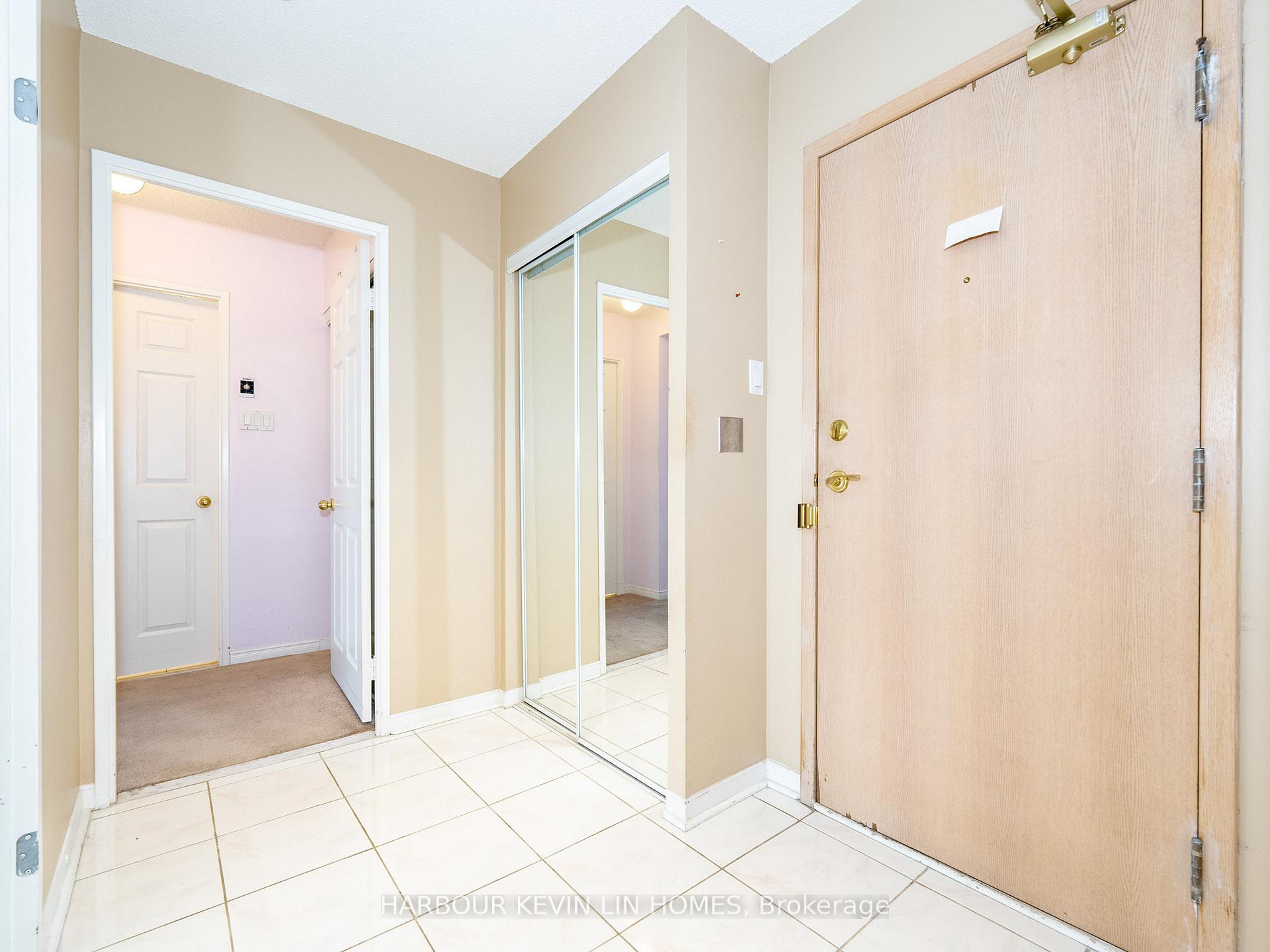 Photo 9 of Unit 1209, 7805 Bayview Avenue, Markham, Aileen-Willowbrook — HOMEH