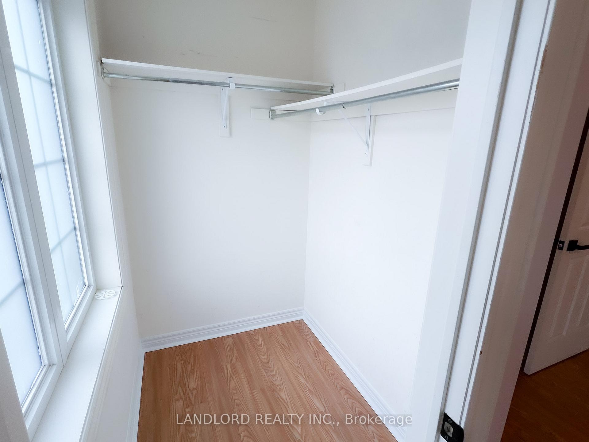 Photo 15 of 38 Carnahan Terrace, Toronto, East End-Danforth — HOMEH